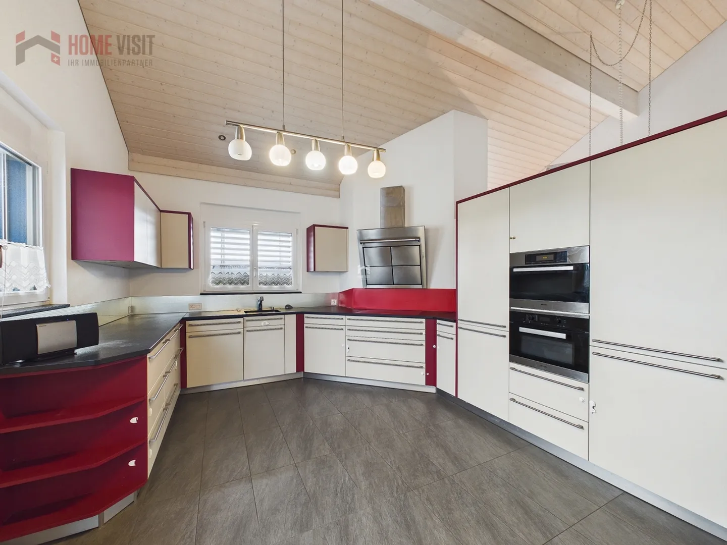 Vielseitige Gewerbeimmobilie mit Wohnraum - Foto 20 von 25