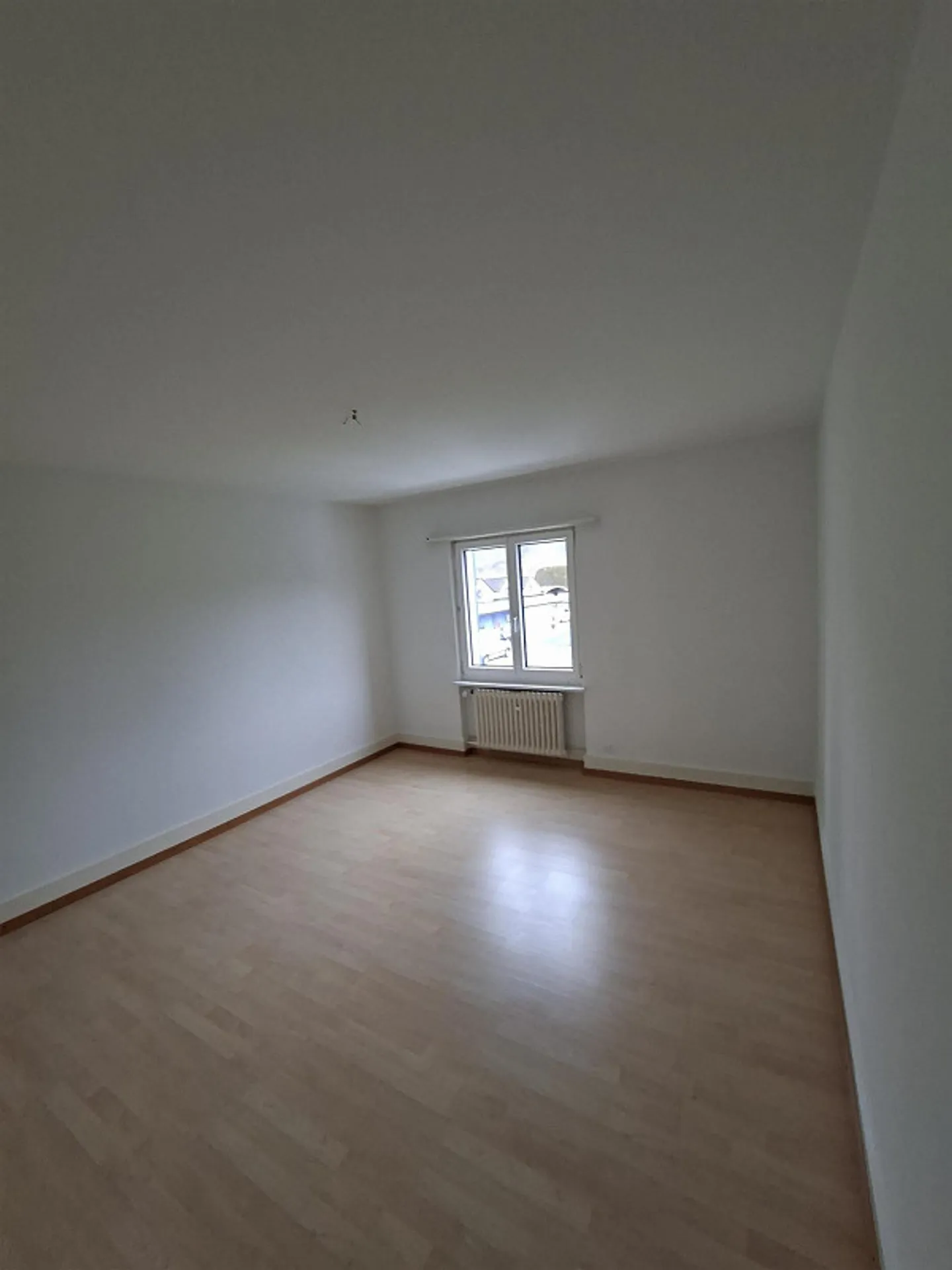 Appartement lumineux de 4 pièces avec terrasse ensoleillée au cœur de Reiden LU - Photo 5 sur 6