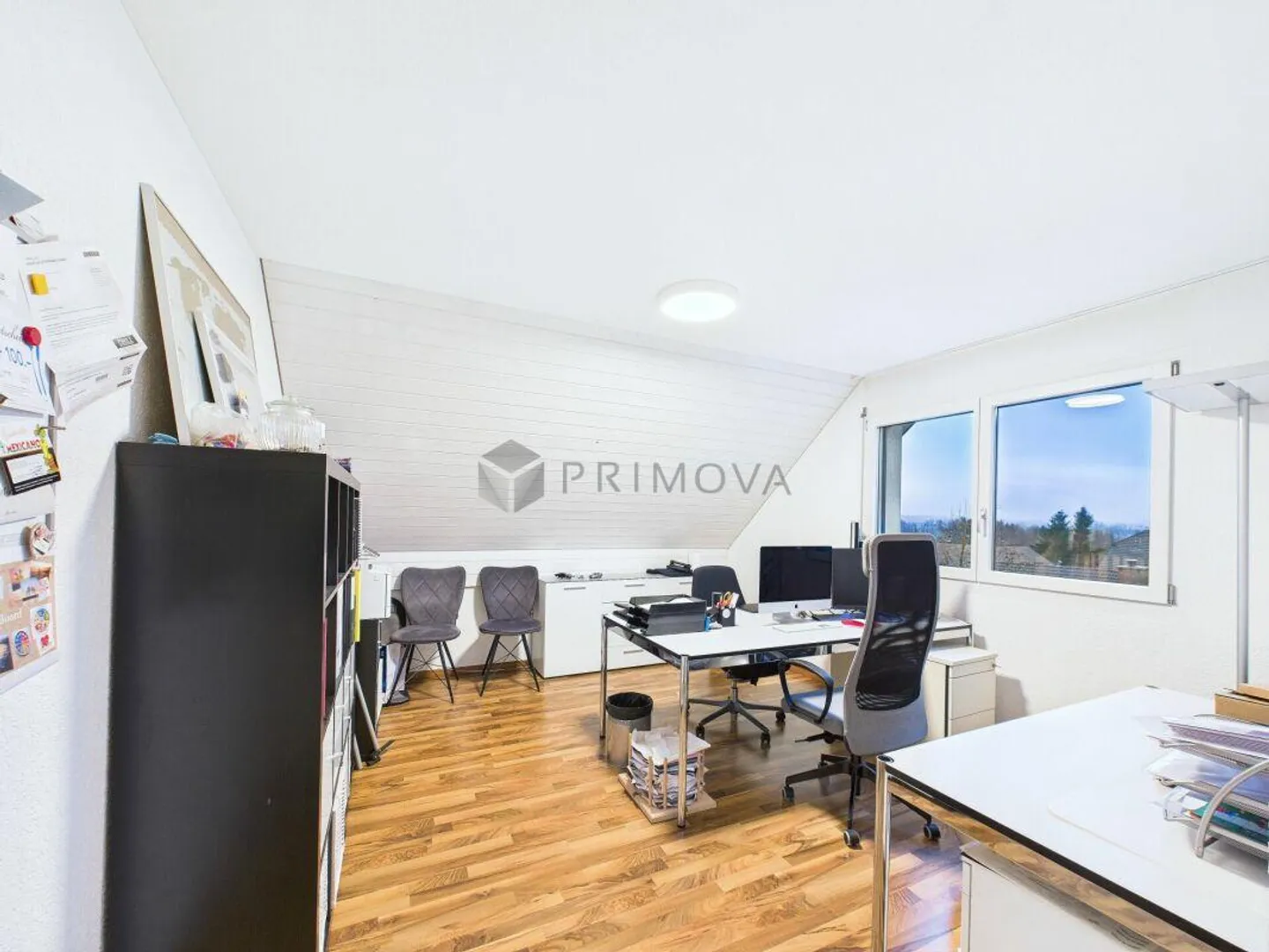 Vivi in una posizione privilegiata con vista sul lago - Foto 7 di 11