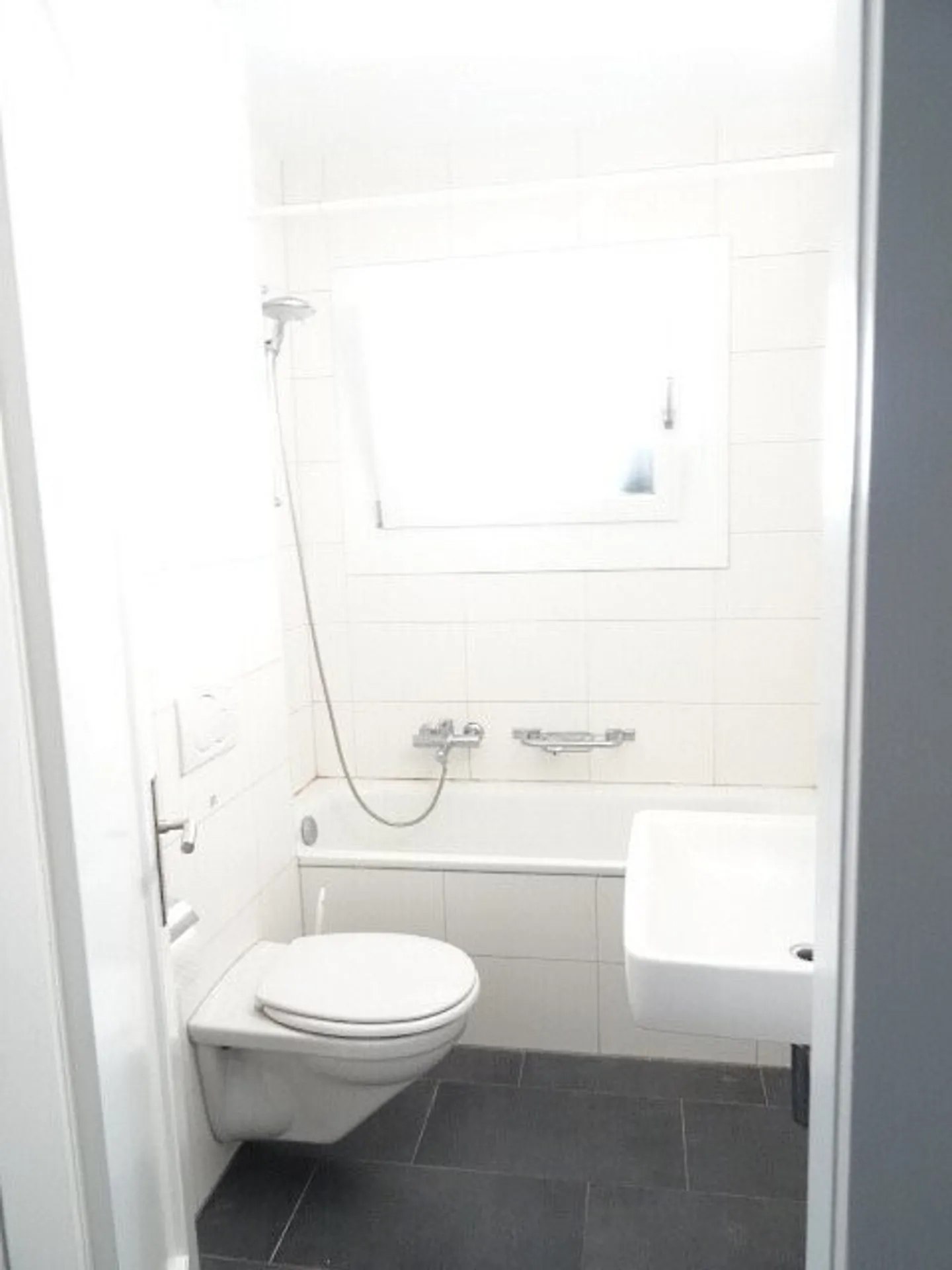 Appartamento 3 locali centrale e moderno al 2° piano (senza ascensore) di 70 m2 - Foto 4 di 6