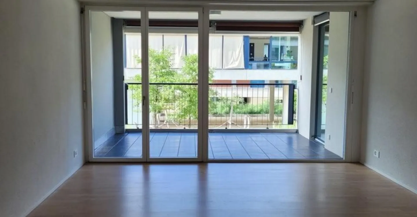 Attractive 2.5 Room Apartment in the Center of Pfäffikon ZH - Photo 4 of 5