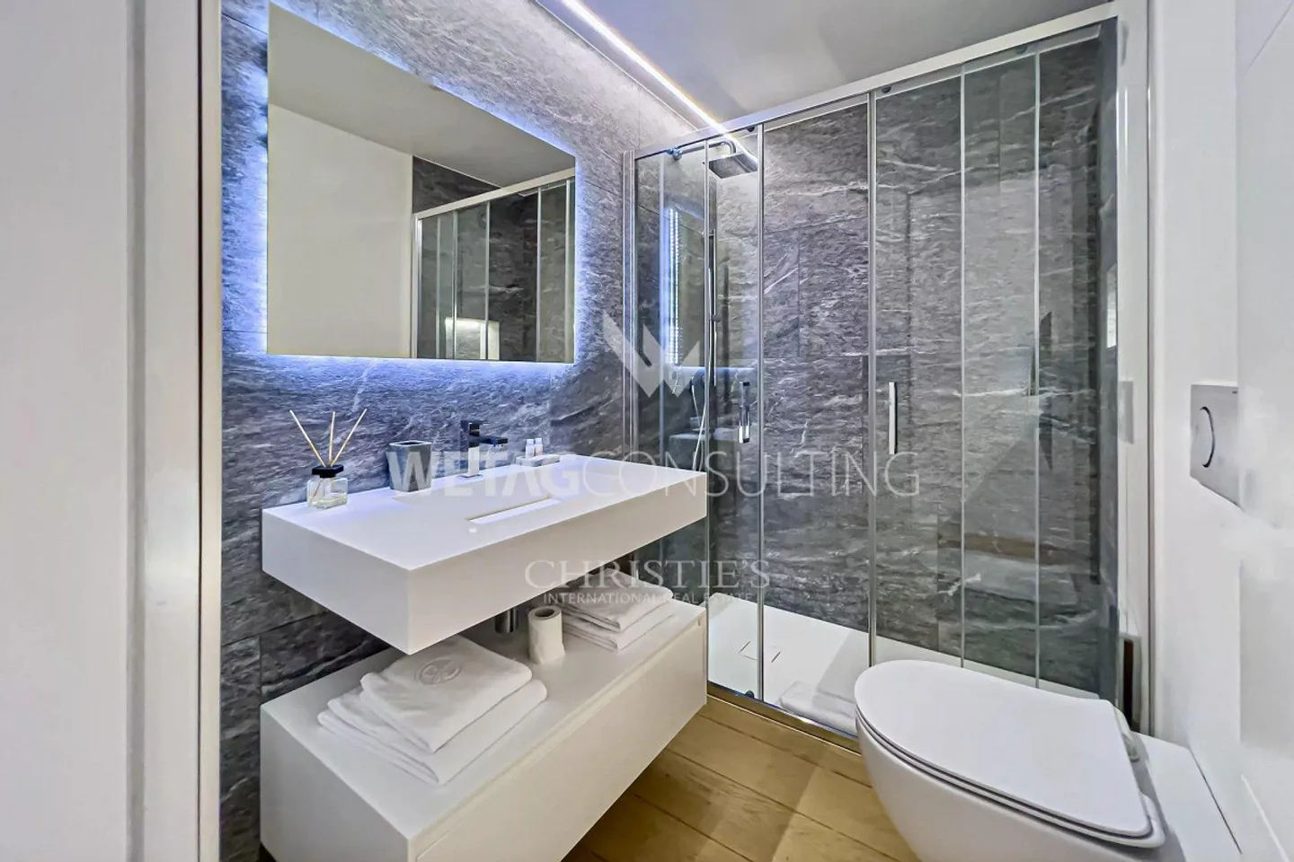 Ascona : appartement moderne, idéal aussi comme résidence secondaire, à quelques pas... - Photo 7 sur 10