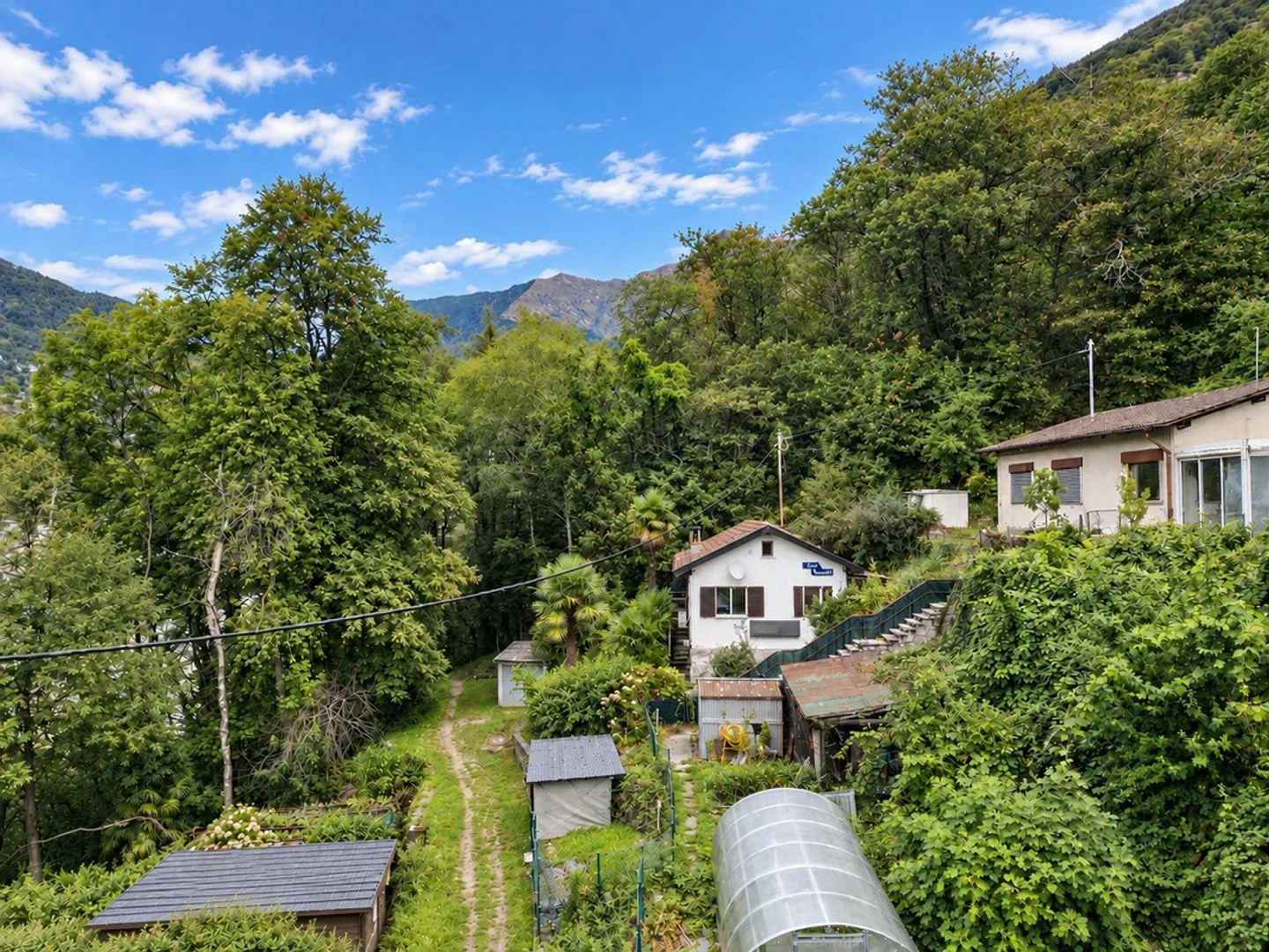 Maison de vacances Gordola dans la verdure avec vue sur le lac Majeur - Photo 2 sur 12