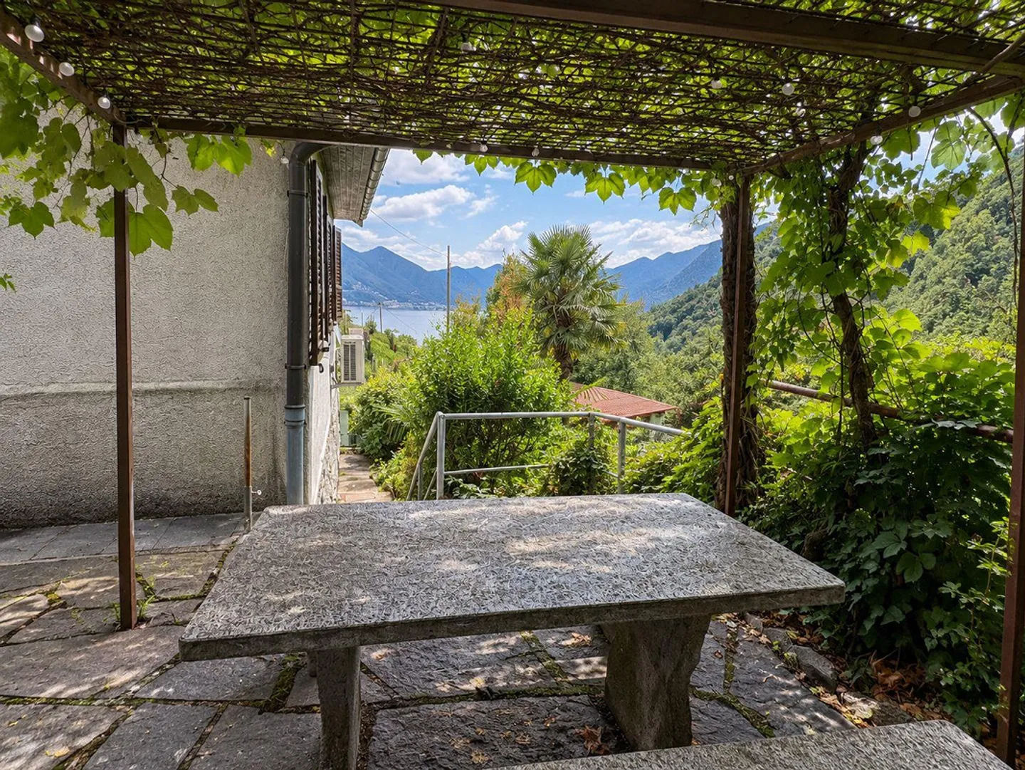 Maison de vacances Gordola dans la verdure avec vue sur le lac Majeur - Photo 11 sur 12