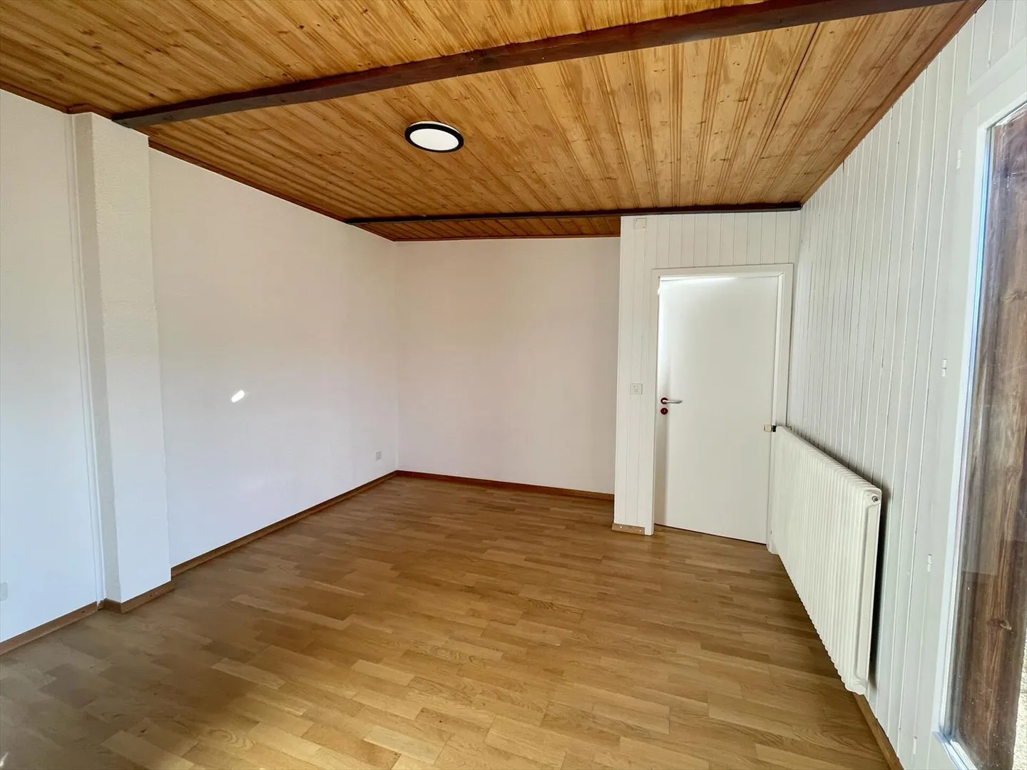 2,5 pièces dans le grenier - Photo 4 sur 10