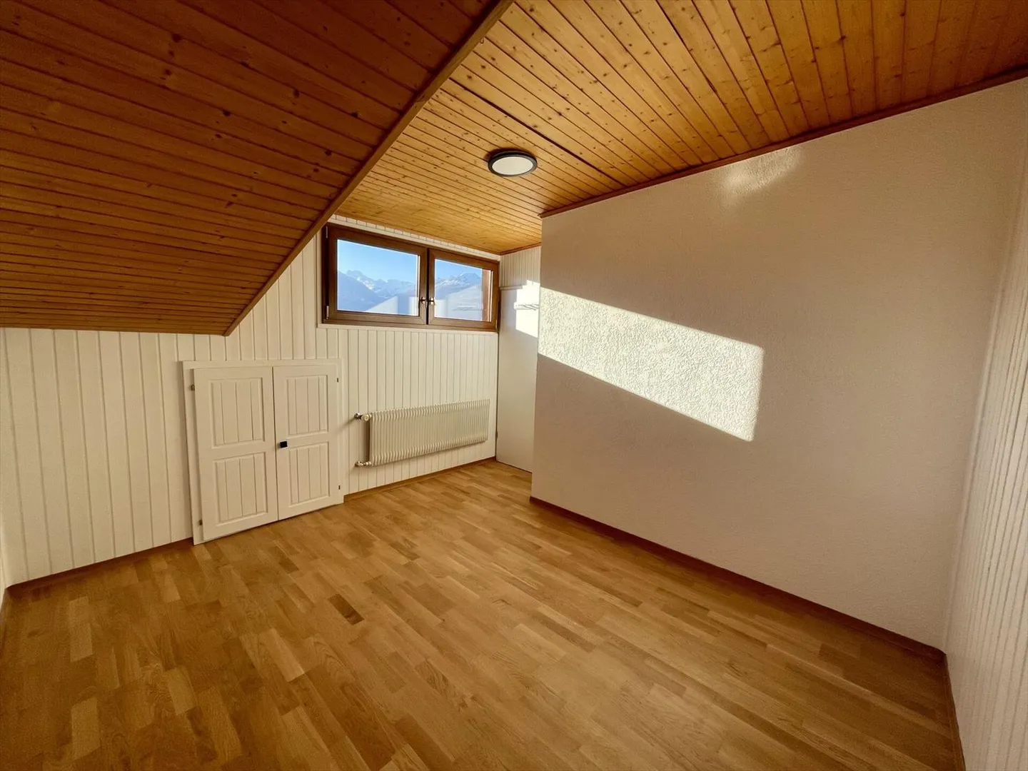 2,5 pièces dans le grenier - Photo 5 sur 10