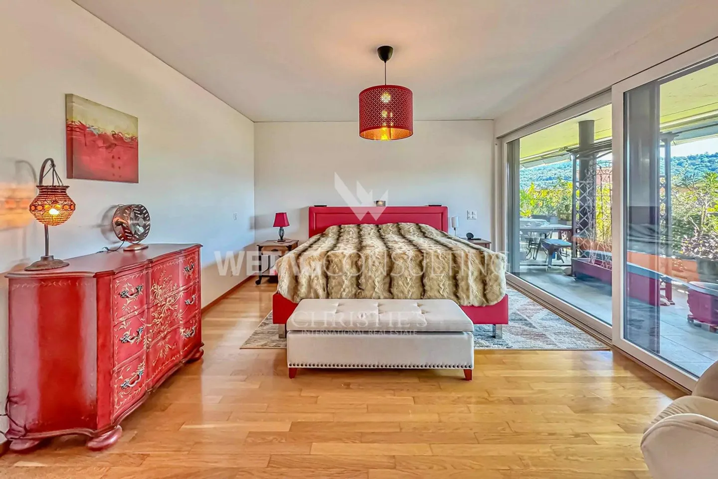 Lugano-Agno: Penthouse Apartment near Lake Lugano for Sale - Photo 5 of 11