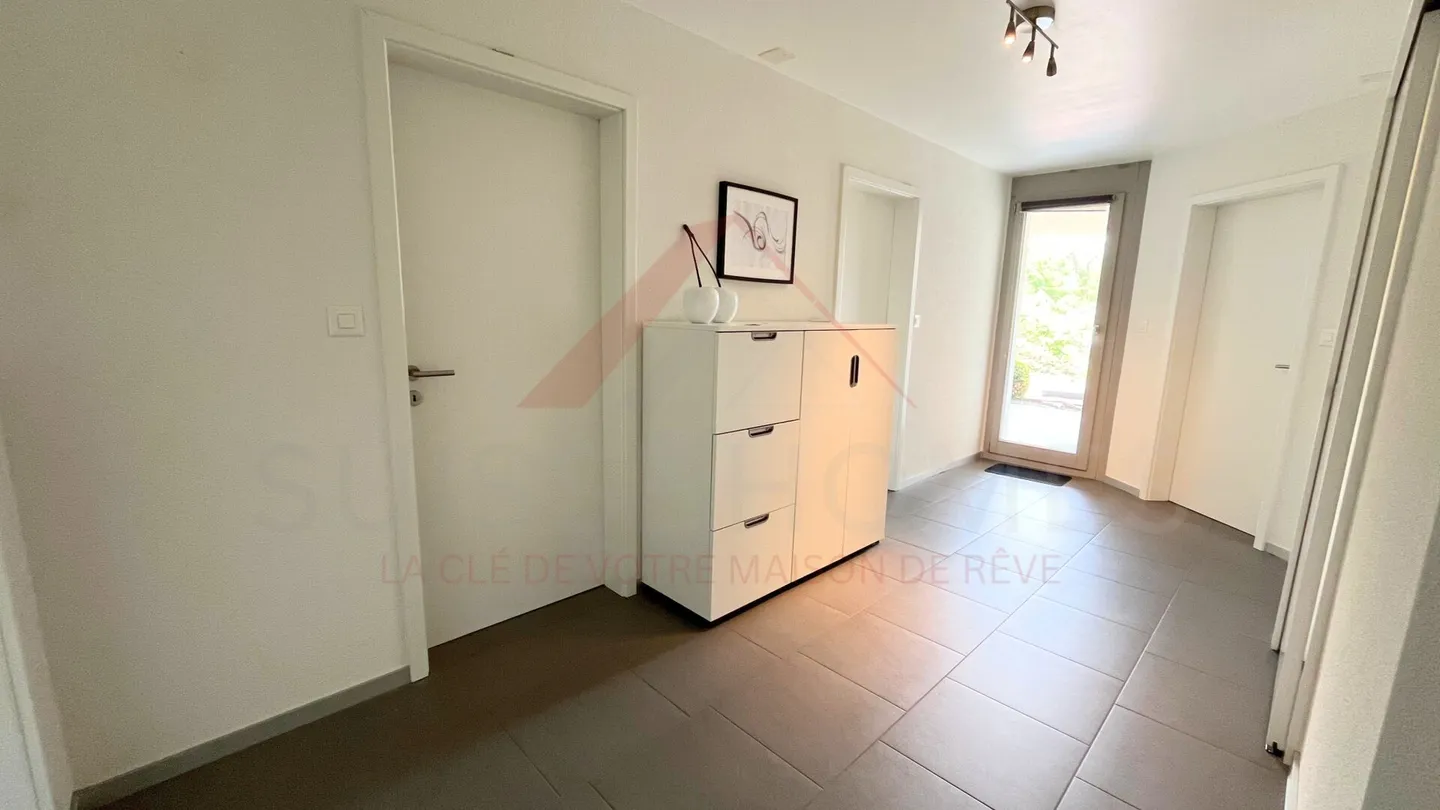Selten in Bassecourt: helles Villa mit 146 m², Whirlpool, Terrassen und außergewöhnlichem Panorama - Foto 6 von 14