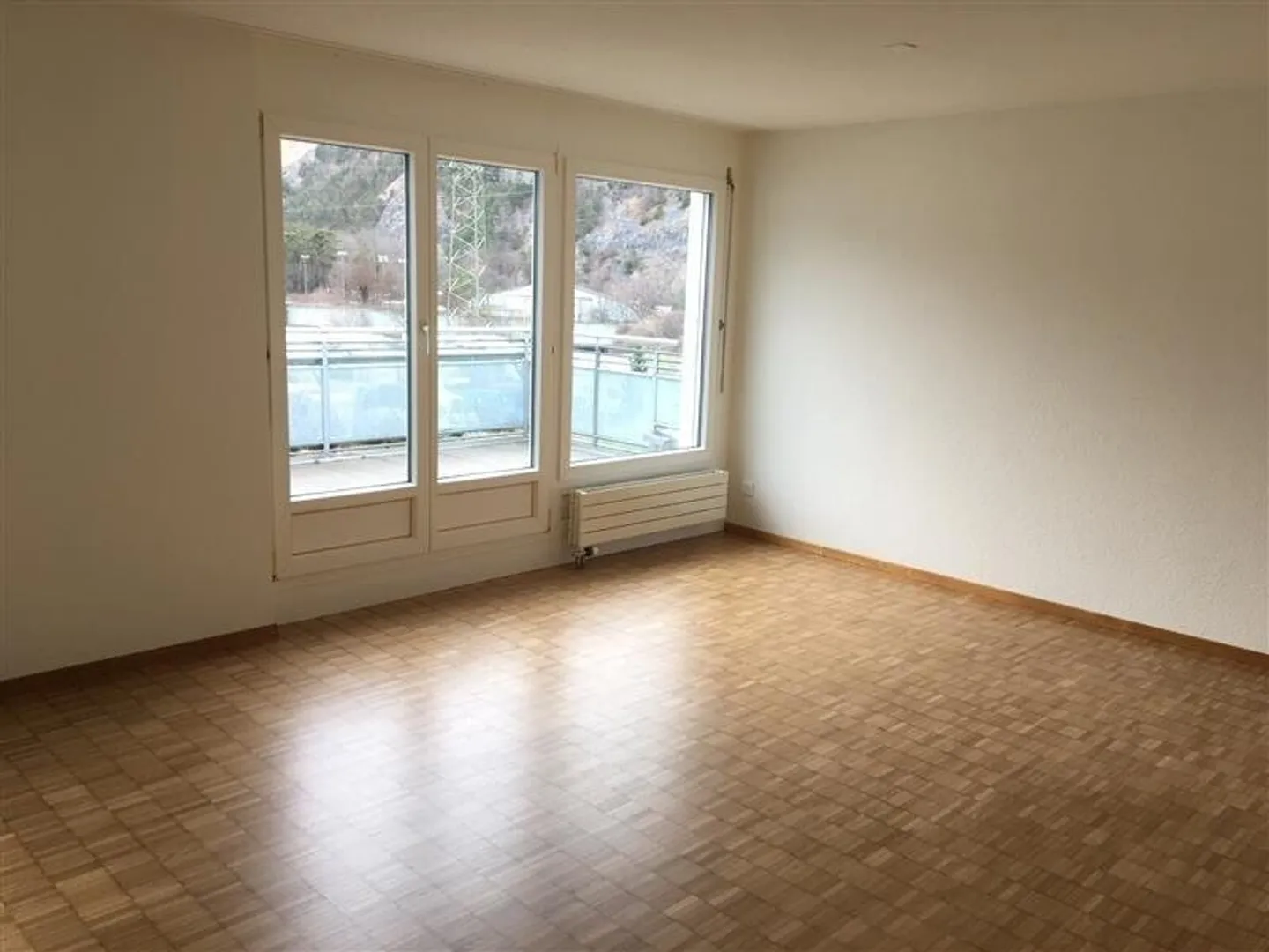 Beautiful 2.5 room apartment for rent in Chur! - Photo 3 of 8