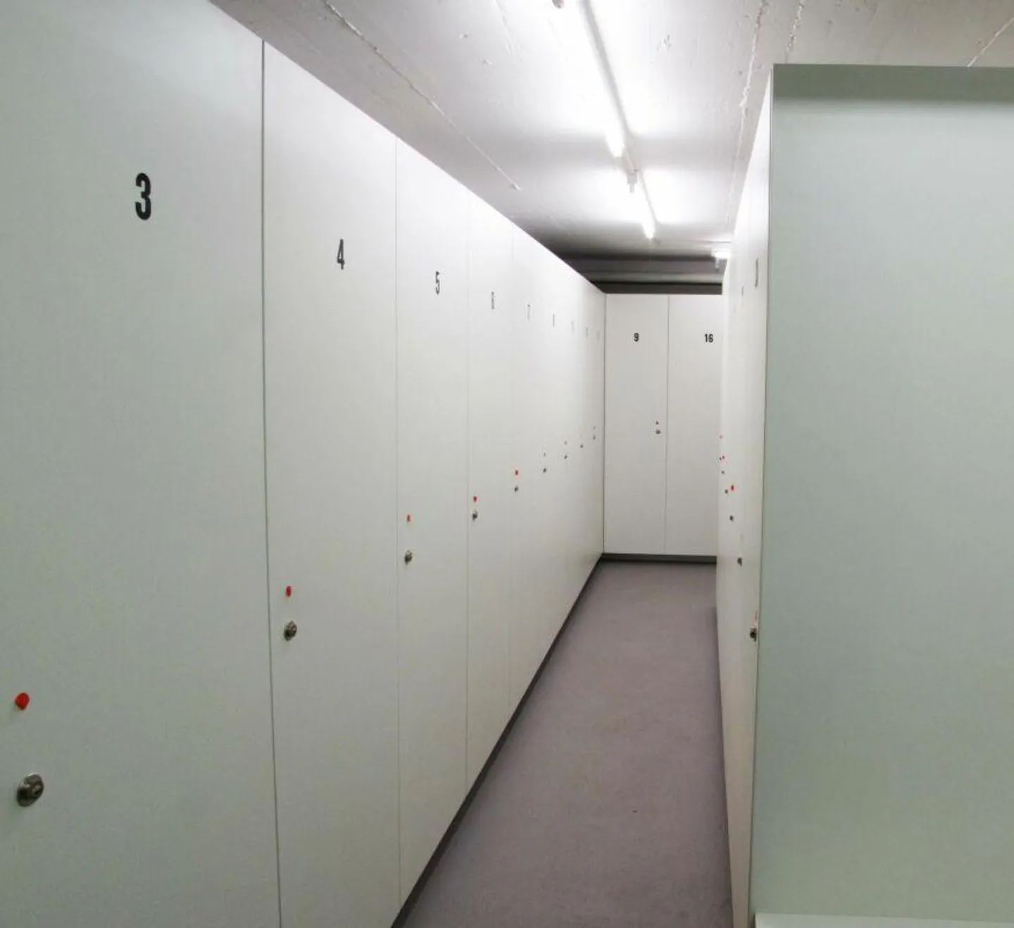 Geräumige Wohnung mit Balkon - Foto 11 von 14