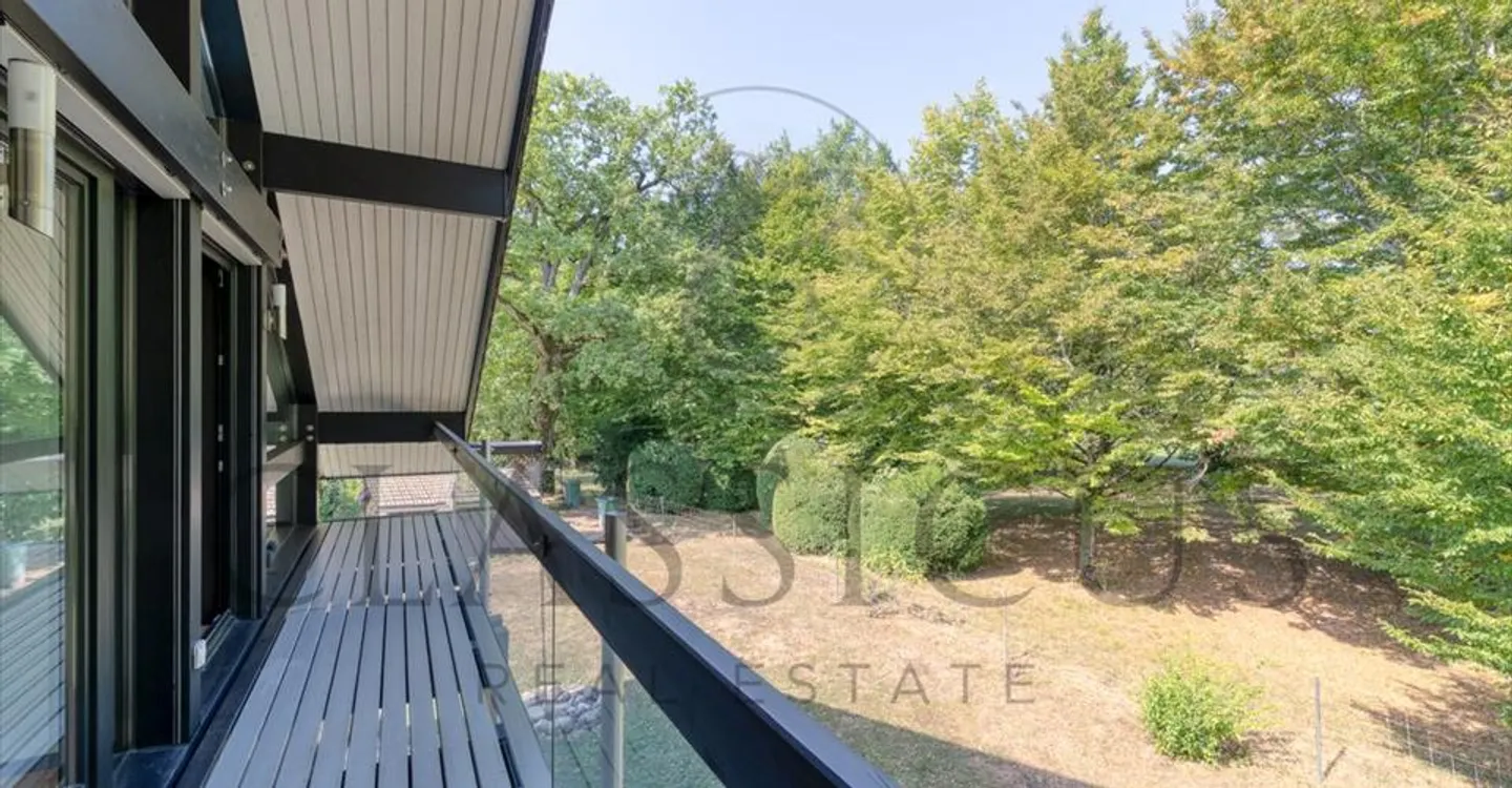 Villa luminosa e moderna con giardino paesaggistico, ai margini del Golf di Ginevra - Foto 5 di 5