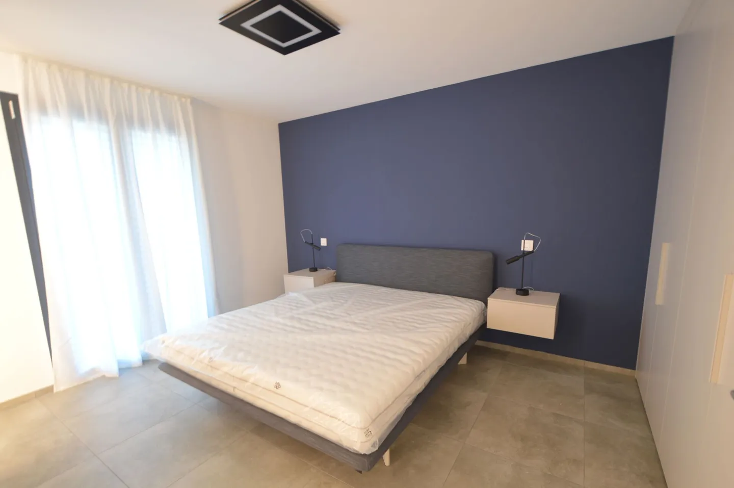 Two and a half room apartment on the ground floor with large terrace and elevated garden - Photo 3 of 9
