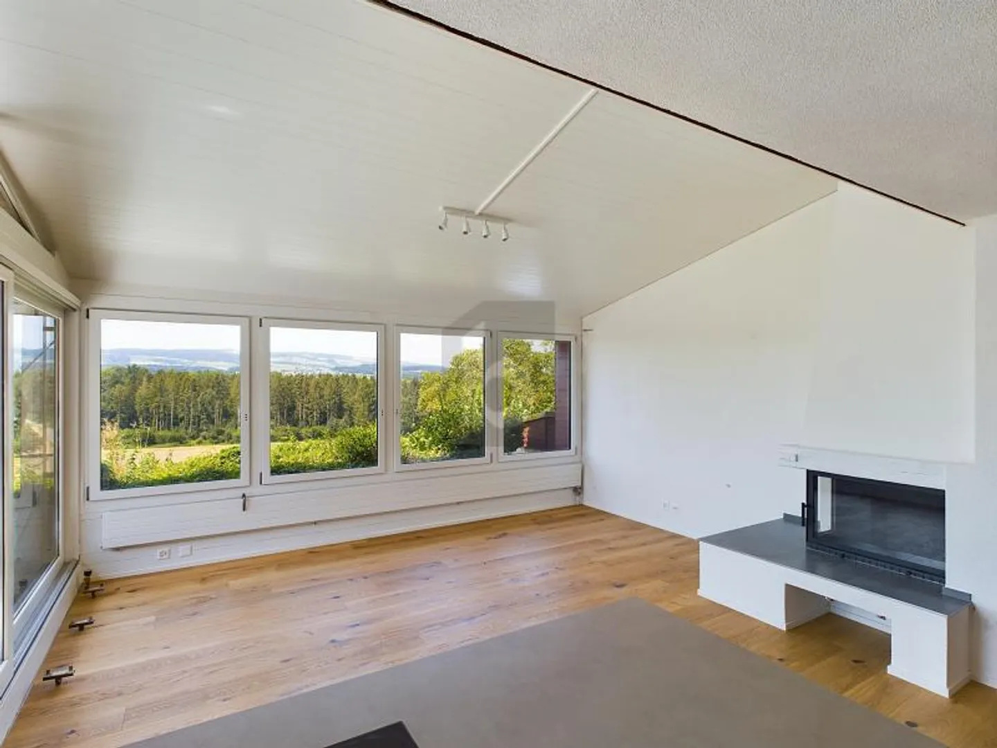 LIKE NEW, WITH WONDERFUL DISTANT VIEW - Photo 4 of 6