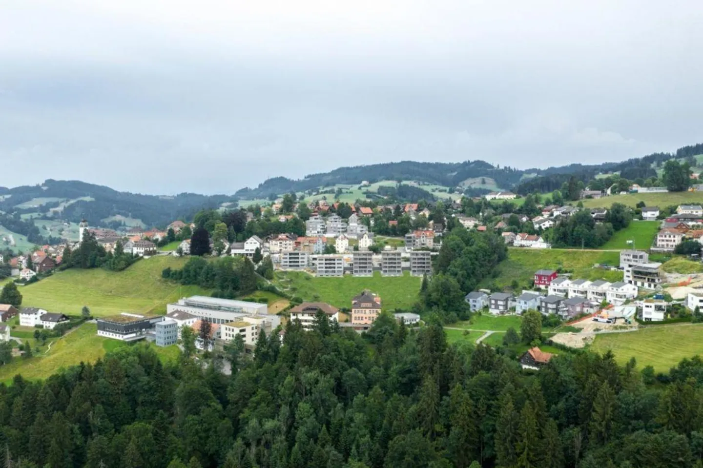 Appartamento 2,5 locali con terrazza - Foto 1 di 9