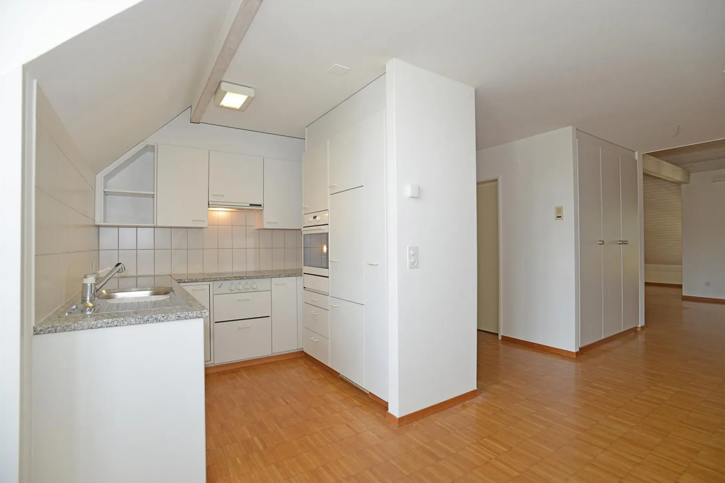 Exclusive apartment on 2 floors "Rent without deposit" - Photo 5 of 10