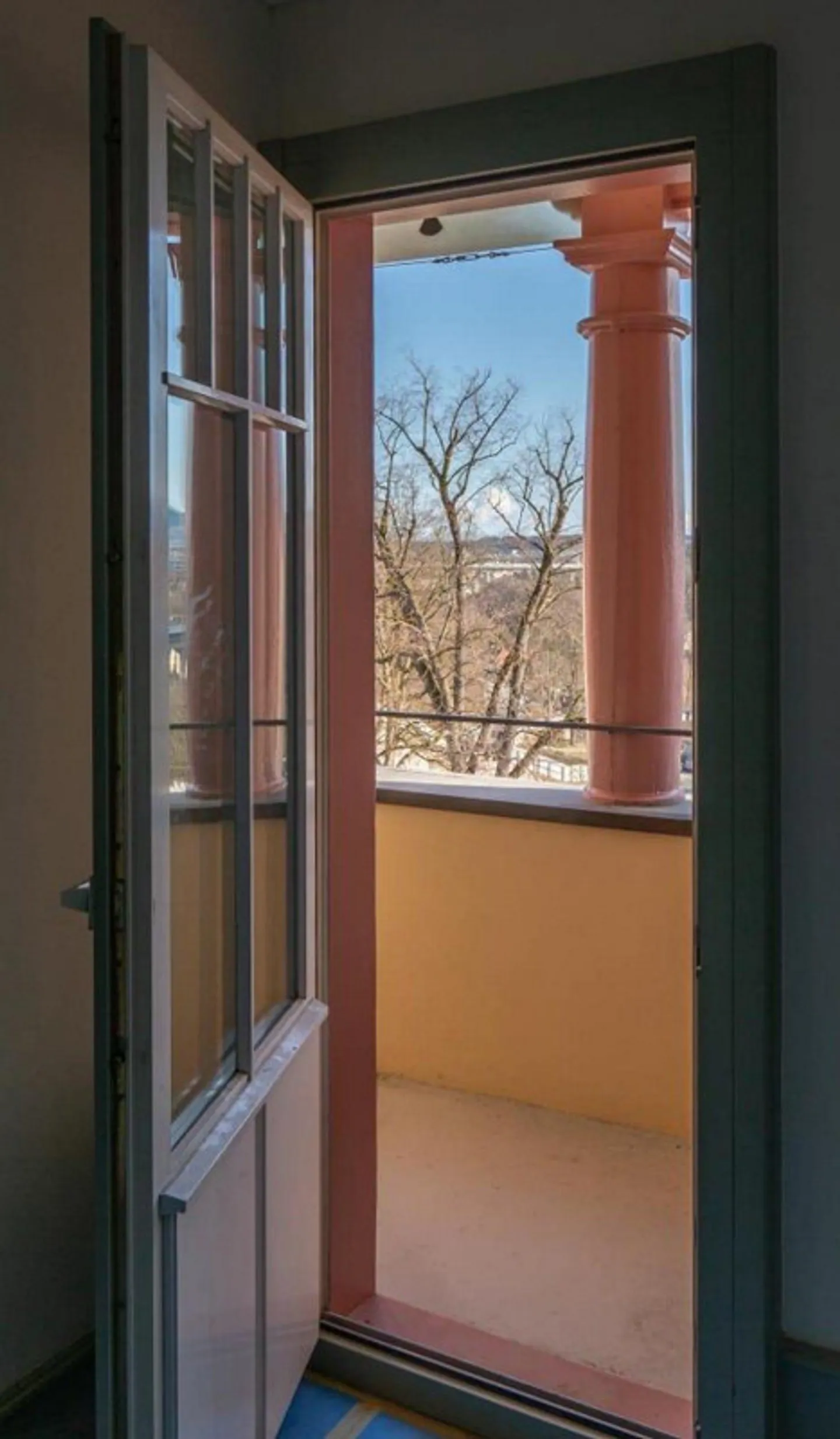 Appartamento di 4,5 stanze in un edificio d'epoca a Länggasse - Foto 2 di 9