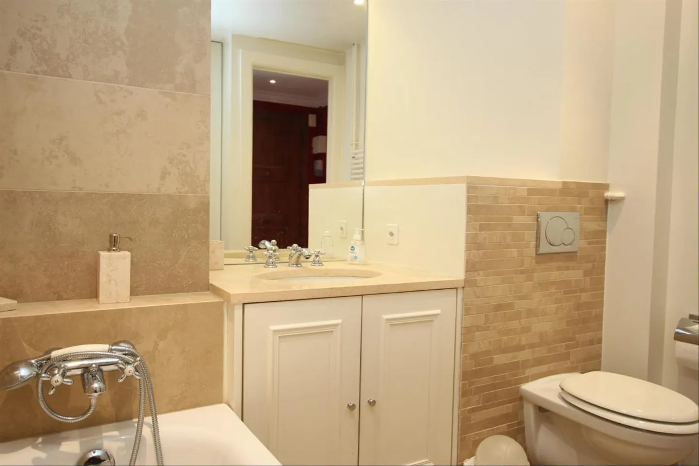 Appartement meublé à louer - Photo 6 sur 6