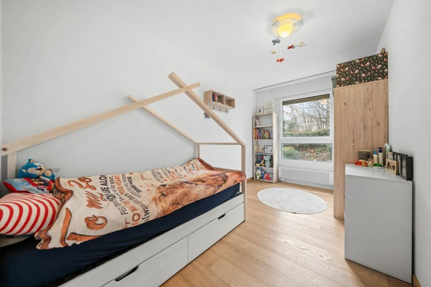 5.5 pièces au rez-de-chaussée à Fribourg - Photo 7 sur 12