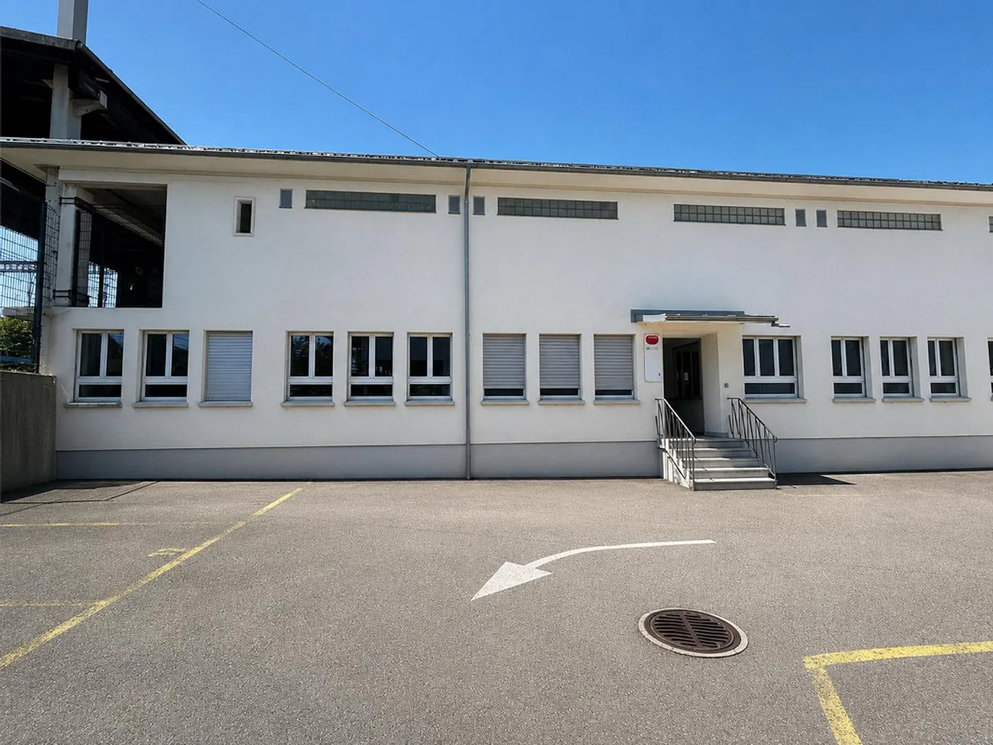 Geräumige Büroräumlichkeiten in Winkeln - Foto 1 von 9