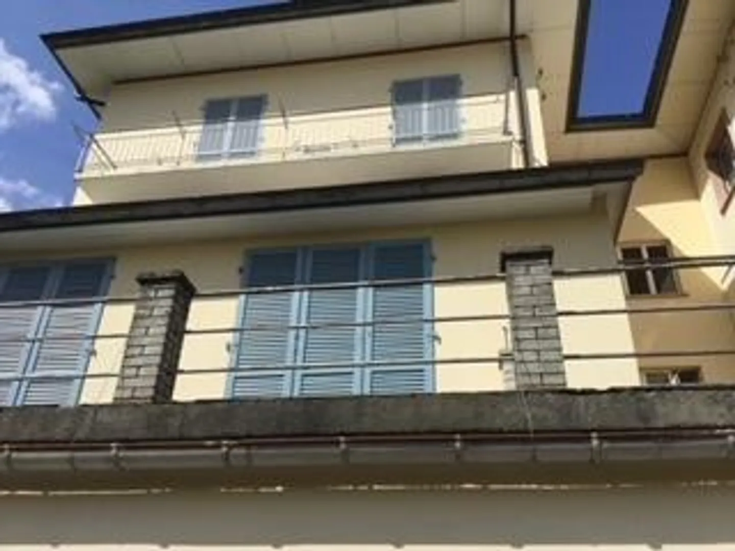 2 appartamenti di 4,5 loc. con 2 uffici, garage/magazzino, 2 posteg... - Foto 28 di 34