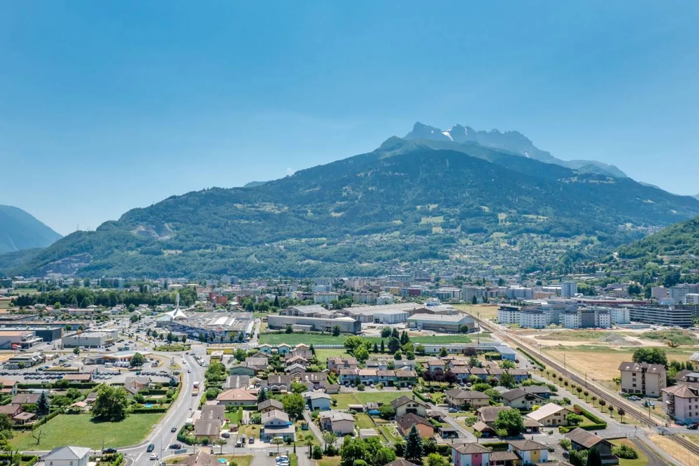 Buildable land with permit in force for 6 apartments - Photo 1 of 1