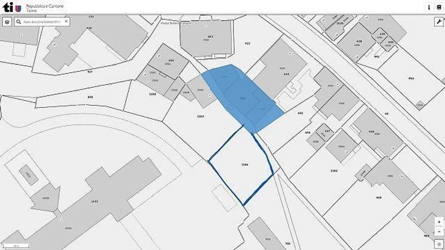 2 appartamenti di 4,5 loc. con 2 uffici, garage/magazzino, 2 posteg... - Foto 31 di 34