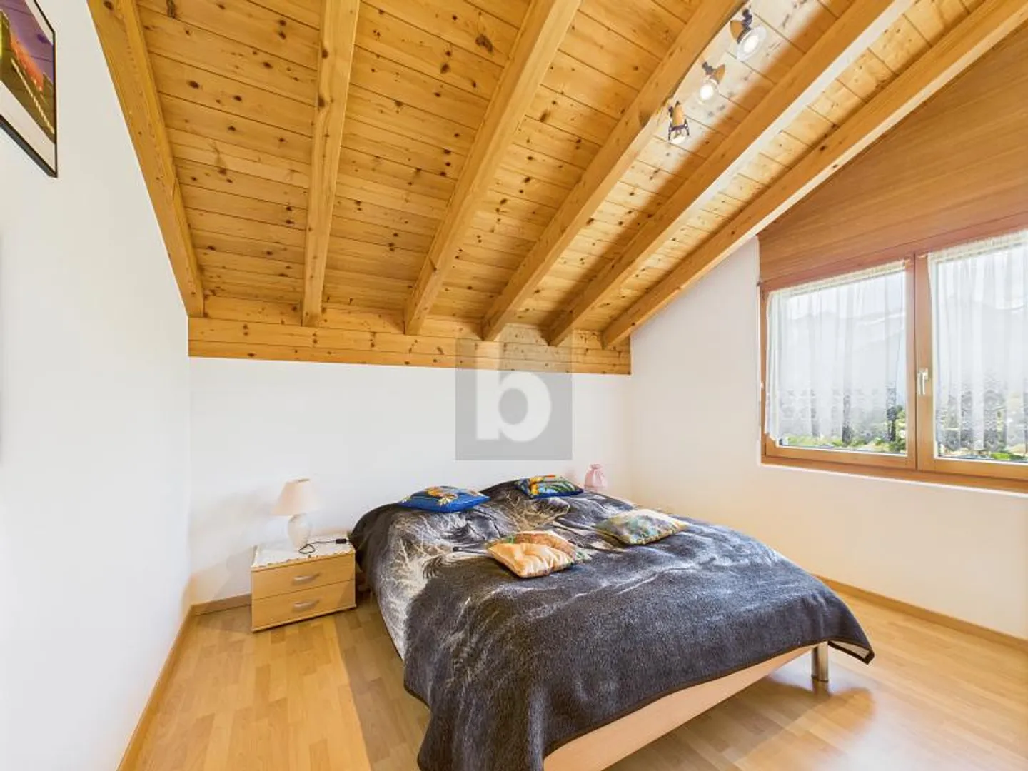 GREAT LOCATION WITH DREAM VIEW - Photo 4 of 6