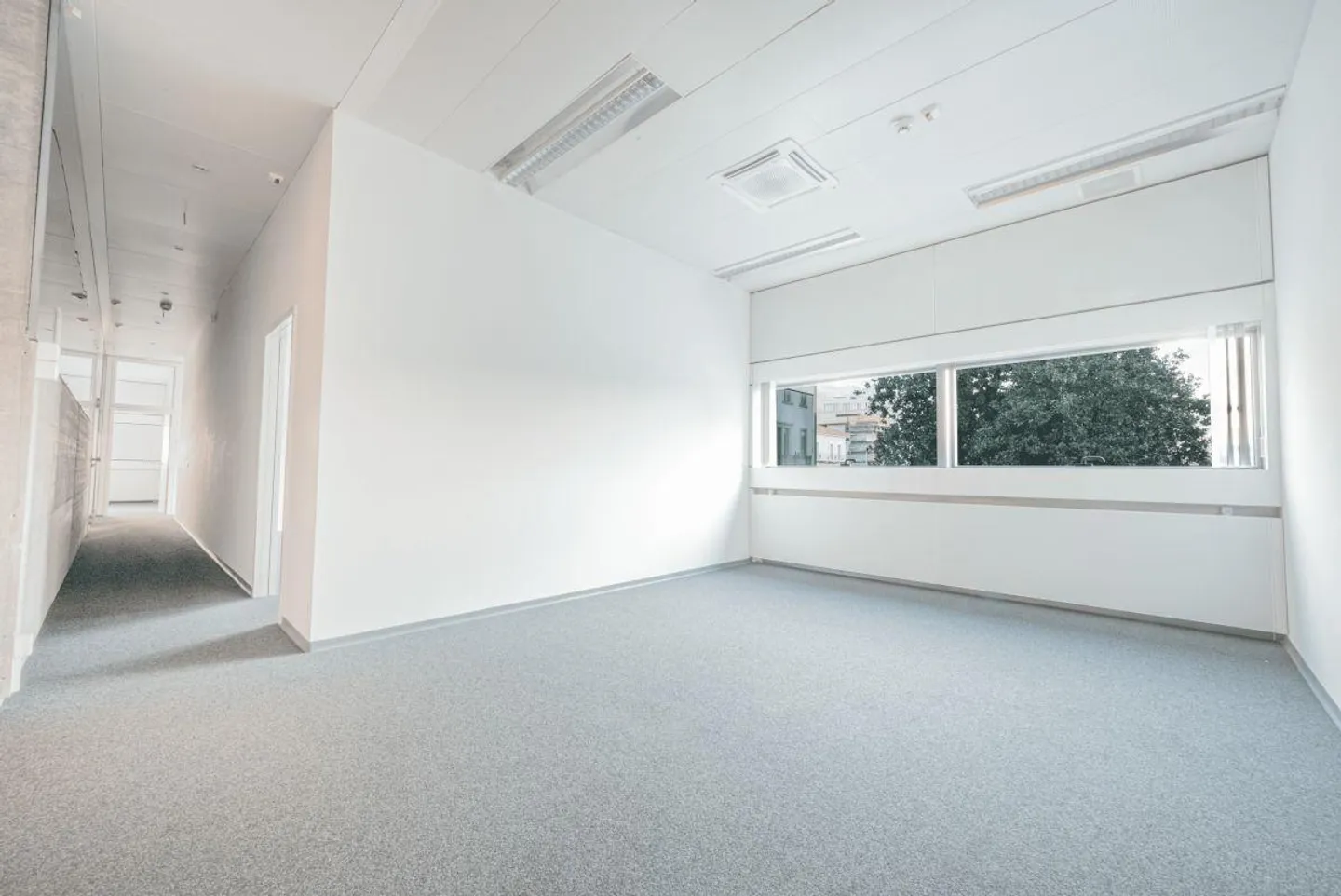 Spacious Modular Commercial Spaces - Photo 7 of 11