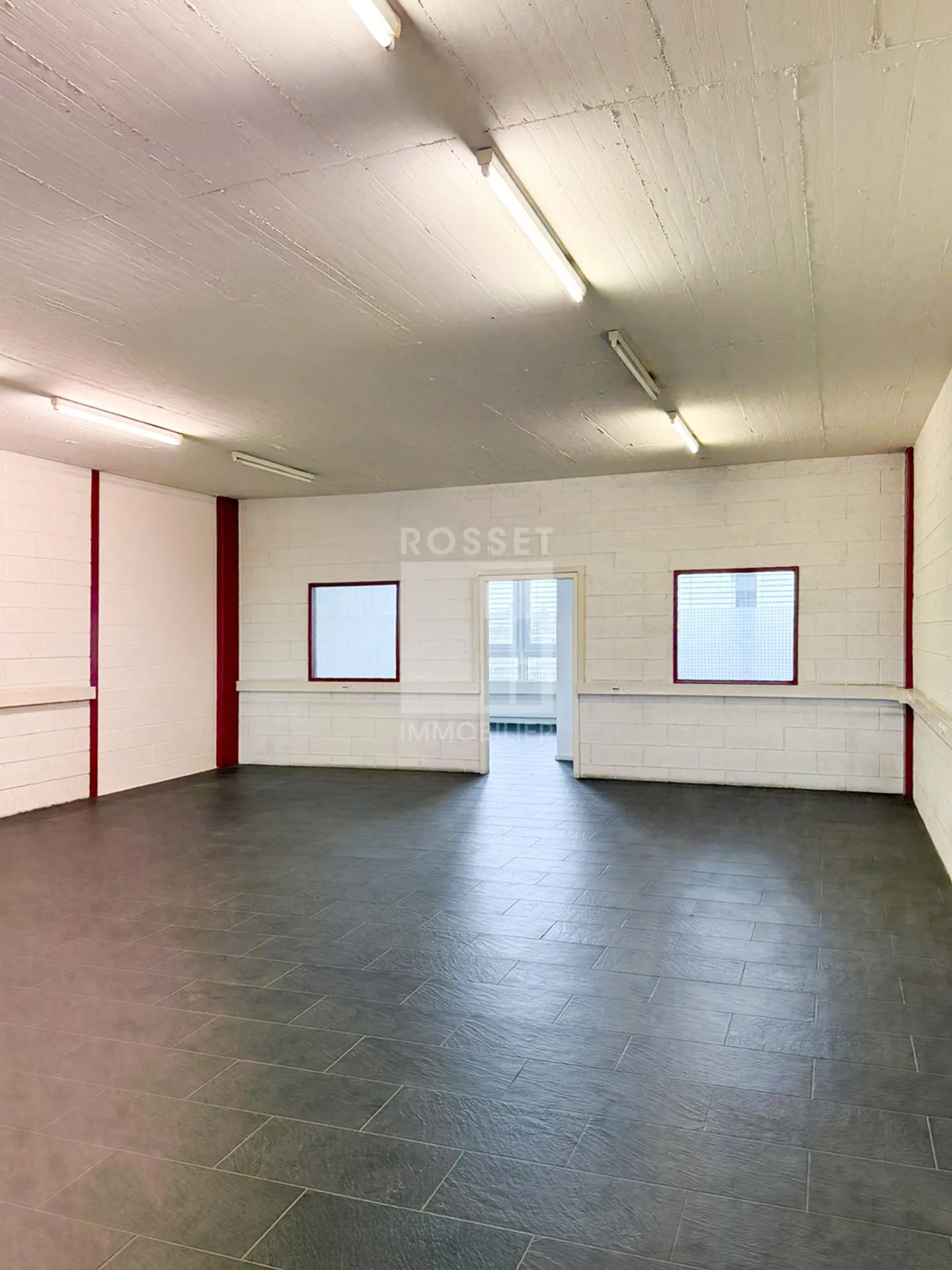 Locaux artisanaux d'env.102 m² au 5 ème étage - Foto 4 von 8