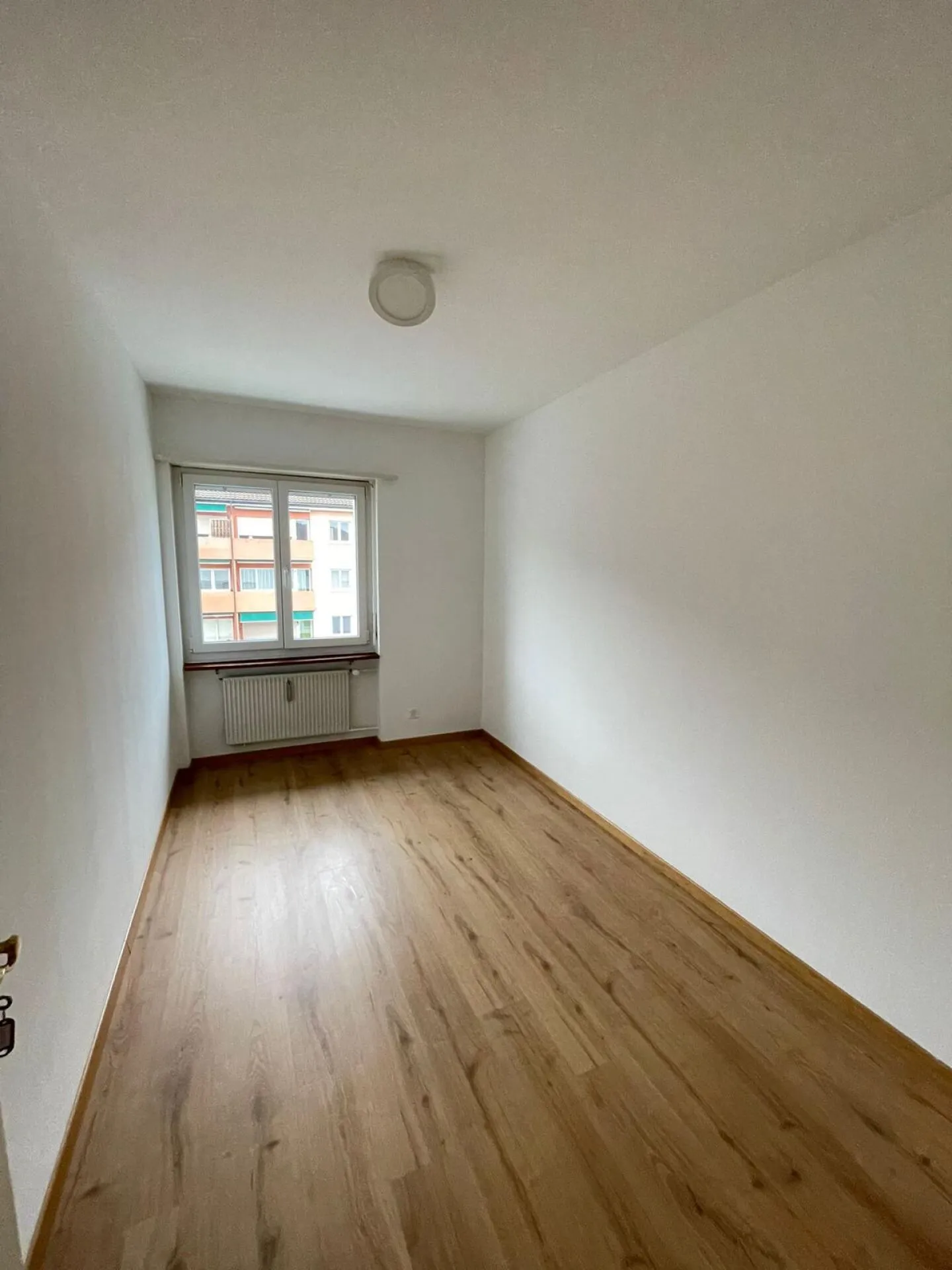Modernes Apartment mit Balkon - Foto 10 von 11