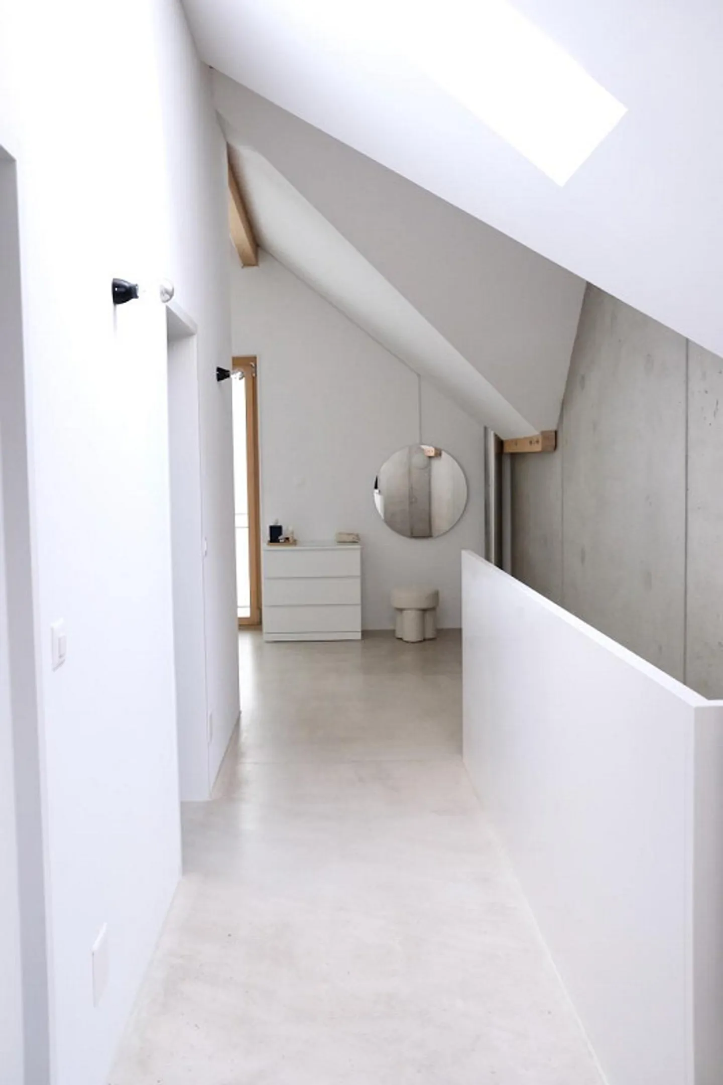Maison individuelle en rangée spacieuse de 5,5 pièces avec jardin privé - Photo 10 sur 16