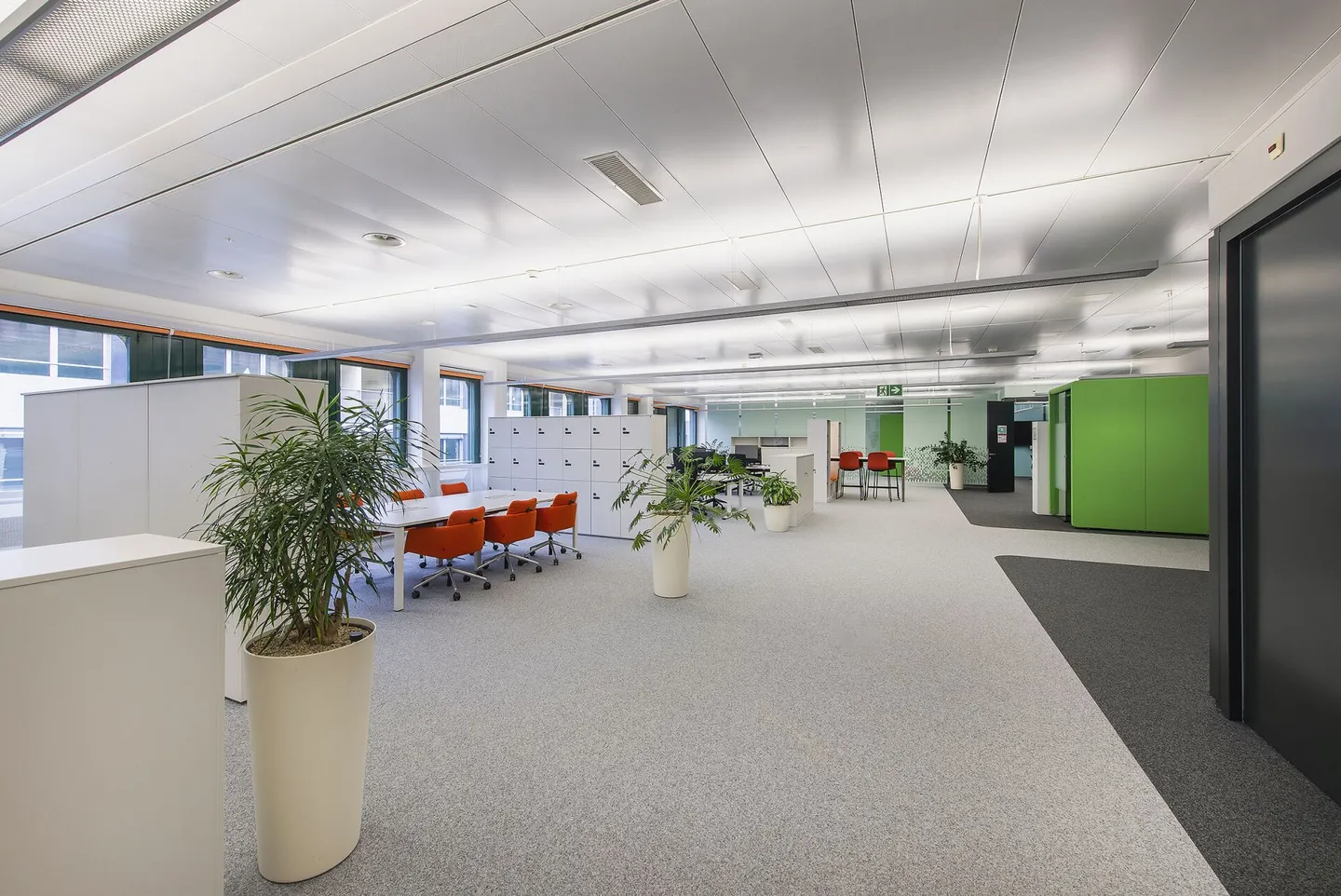 Attraktive Büro-/Gewerbeflächen zur Zwischennutzung an zentraler Lage in Luzern - Photo 2 sur 11