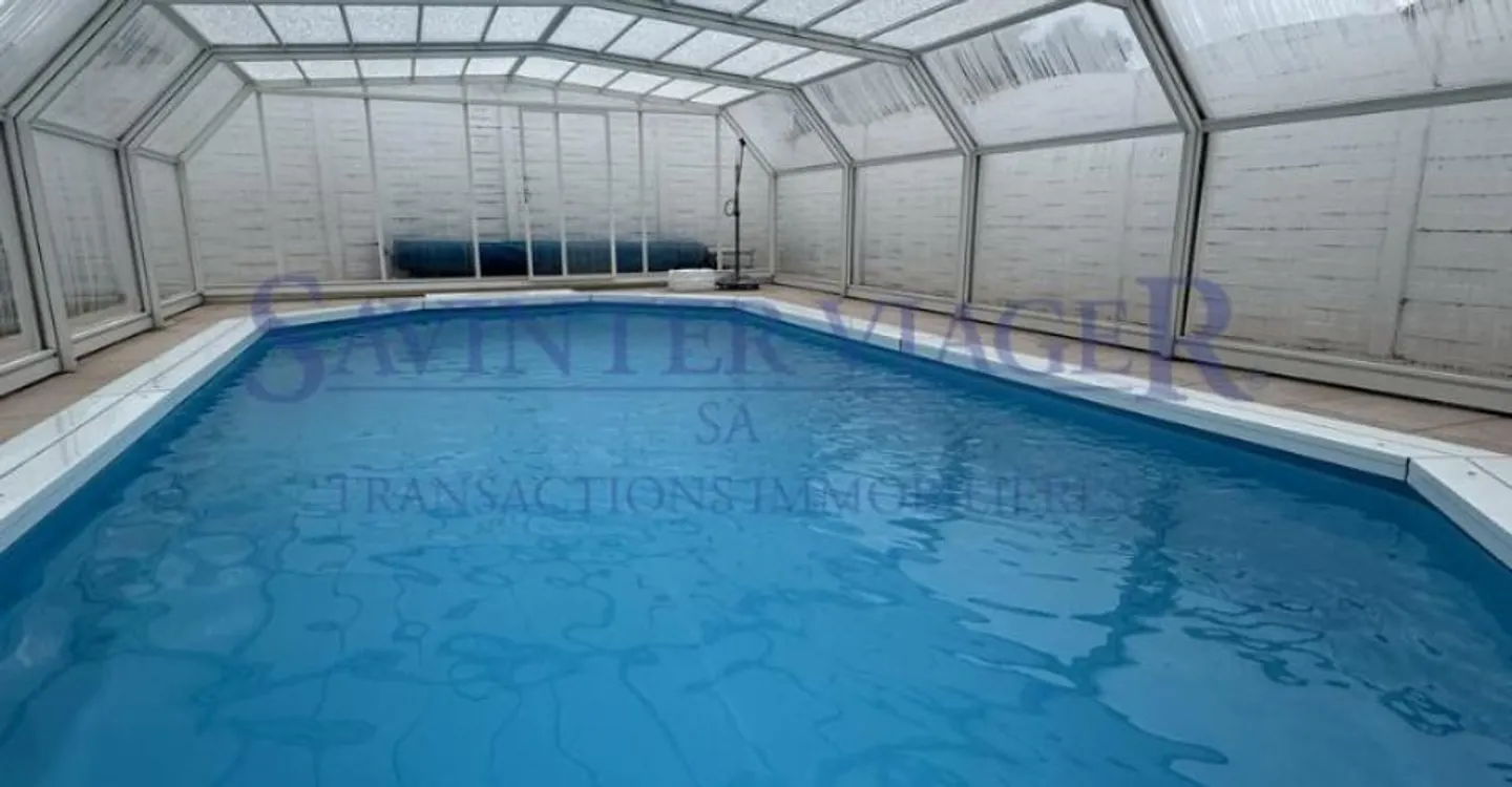 Villa incantevole idealmente situata a Commugny - Foto 3 di 13