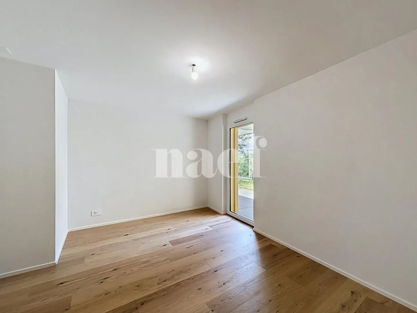 New Apartment with Garden - Photo 6 of 10
