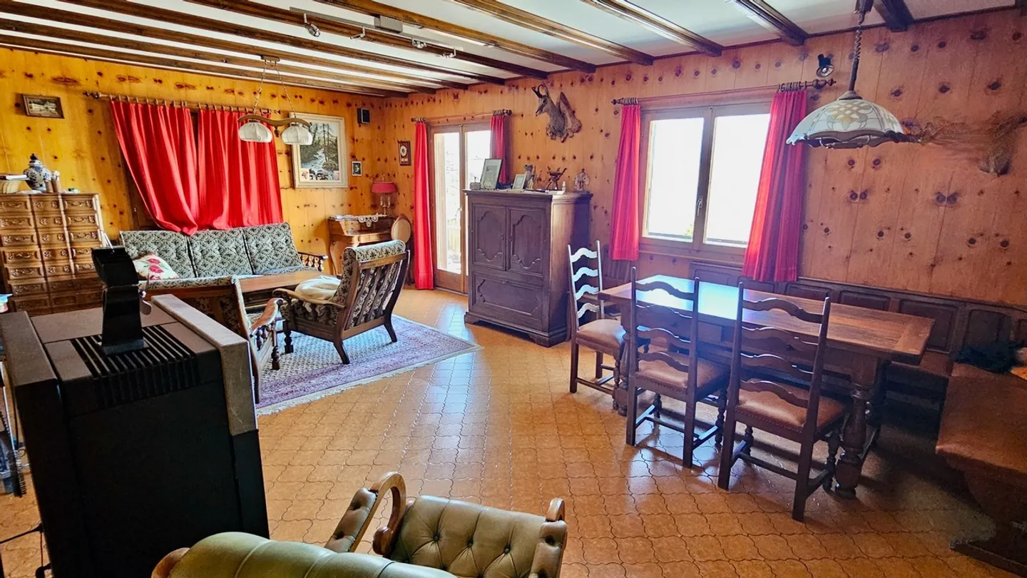 Chalet with Panoramic Views - Photo 6 of 13