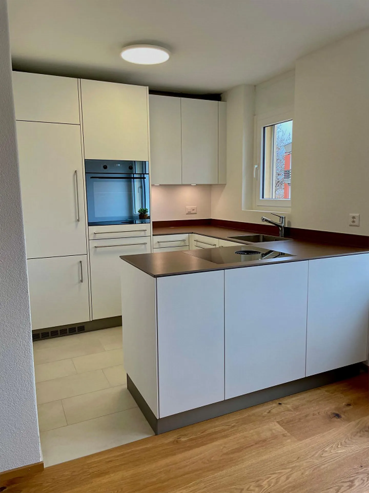 4.5 Zimmer-Wohnung - Foto 1 von 19