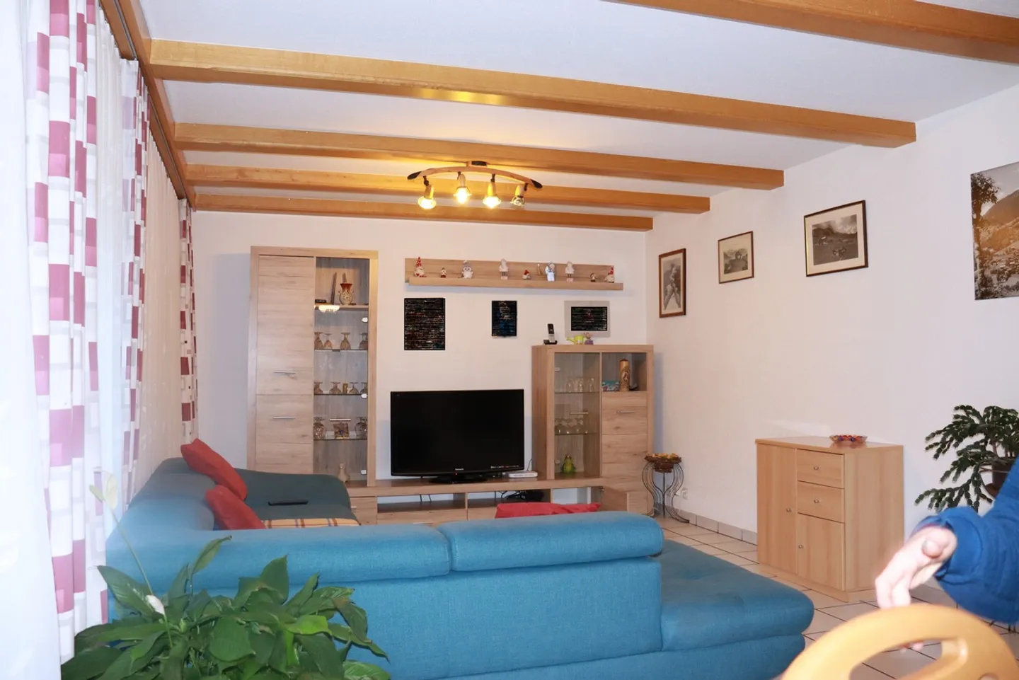 Appartement 4.5 pièces central avec garage et ascenseur à Glis ! - Photo 2 sur 13