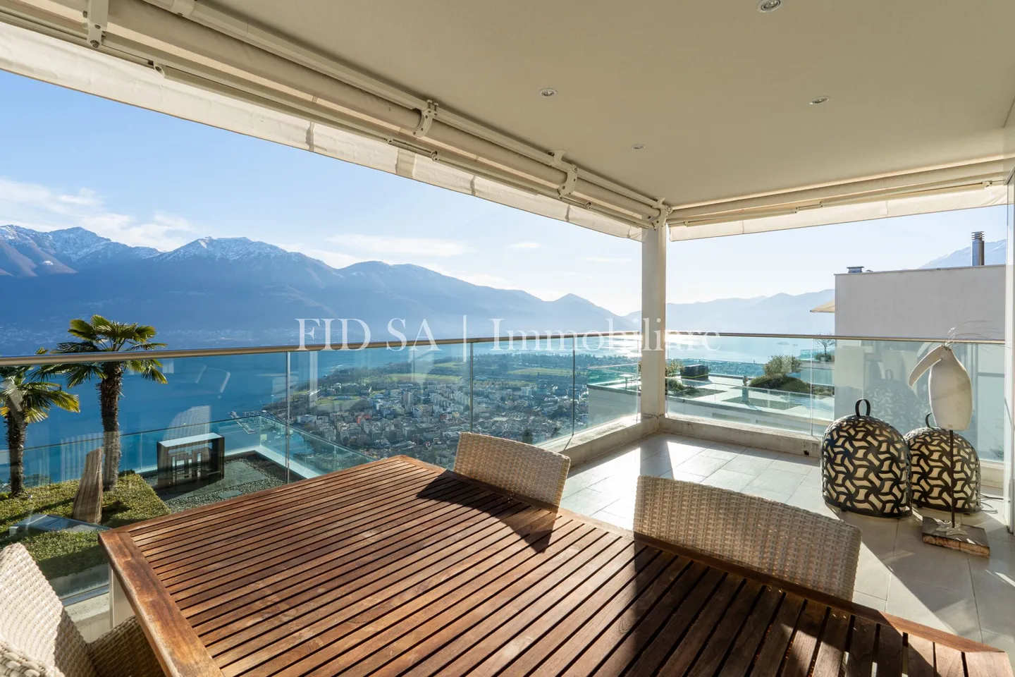 Exklusive Attikawohnung mit Seeblick - Foto 1 von 11