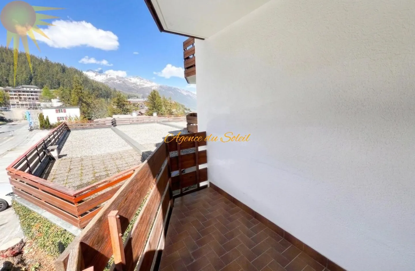 Adorabile pied-à-terre di 3,5 stanze vicino alla funicolare di Montana! - Foto 7 di 13