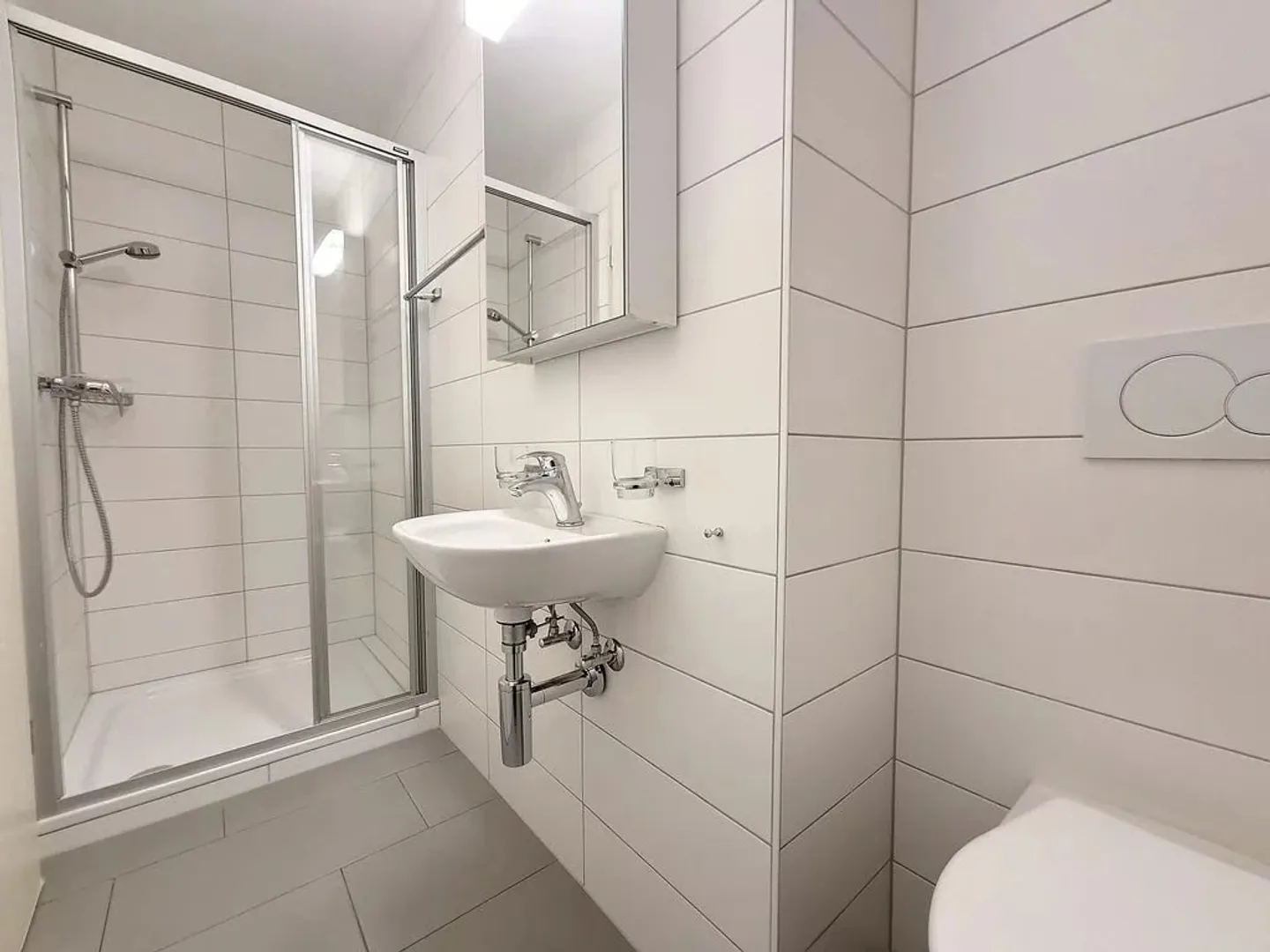 Mieten: Helle 4.5-Zimmer-Wohnung in Fully - 103 m² mit grossem Balkon - Foto 8 von 13