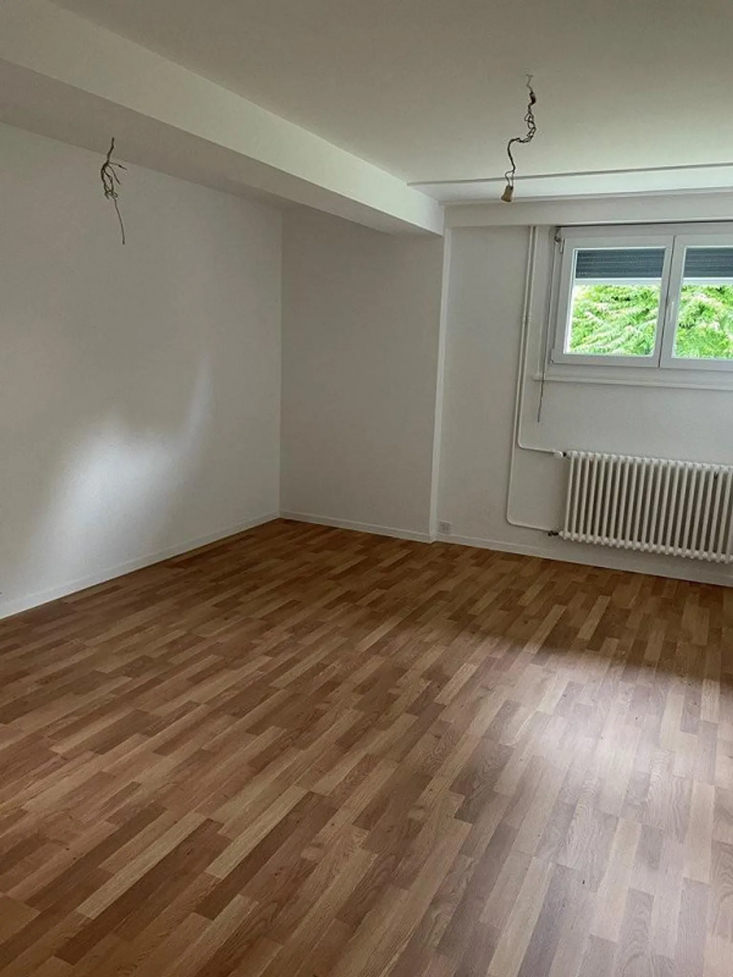 Appartement Charmant dans un Environnement Verdoyant - Photo 3 sur 6