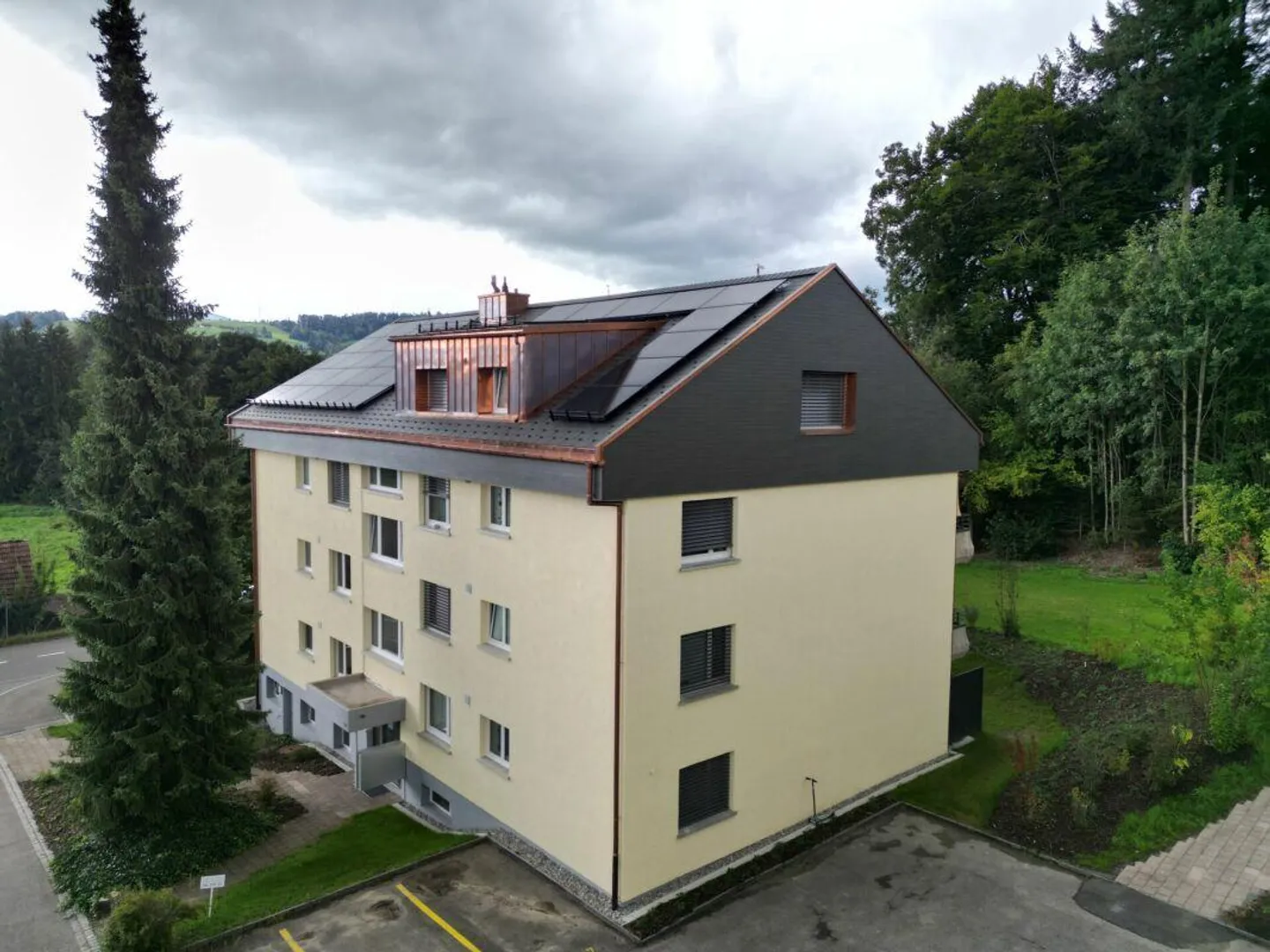 Appartamento affascinante 3.5 stanze in una posizione tranquilla - Foto 1 di 10