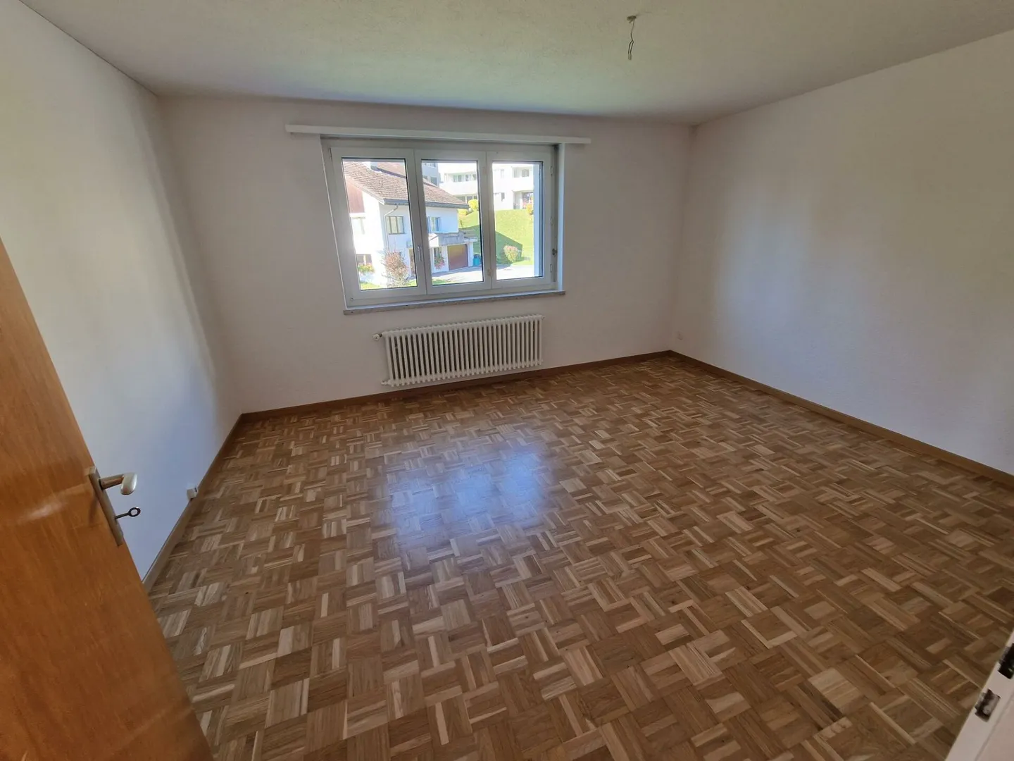 4.5 Zimmer Wohnung - Foto 4 von 9