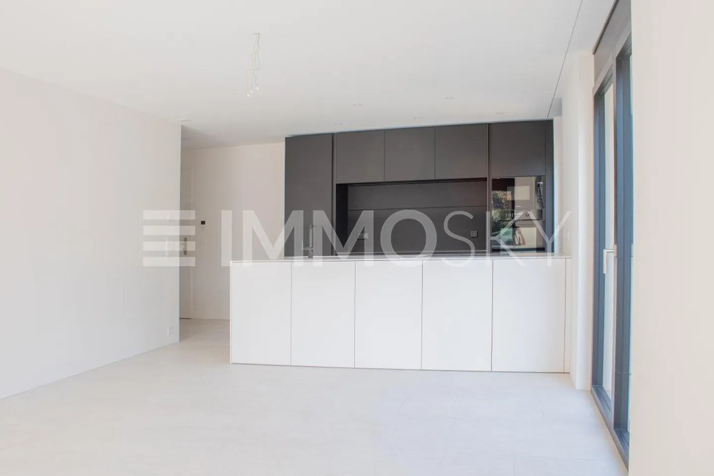 Apartment for rent - Photo 2 of 5