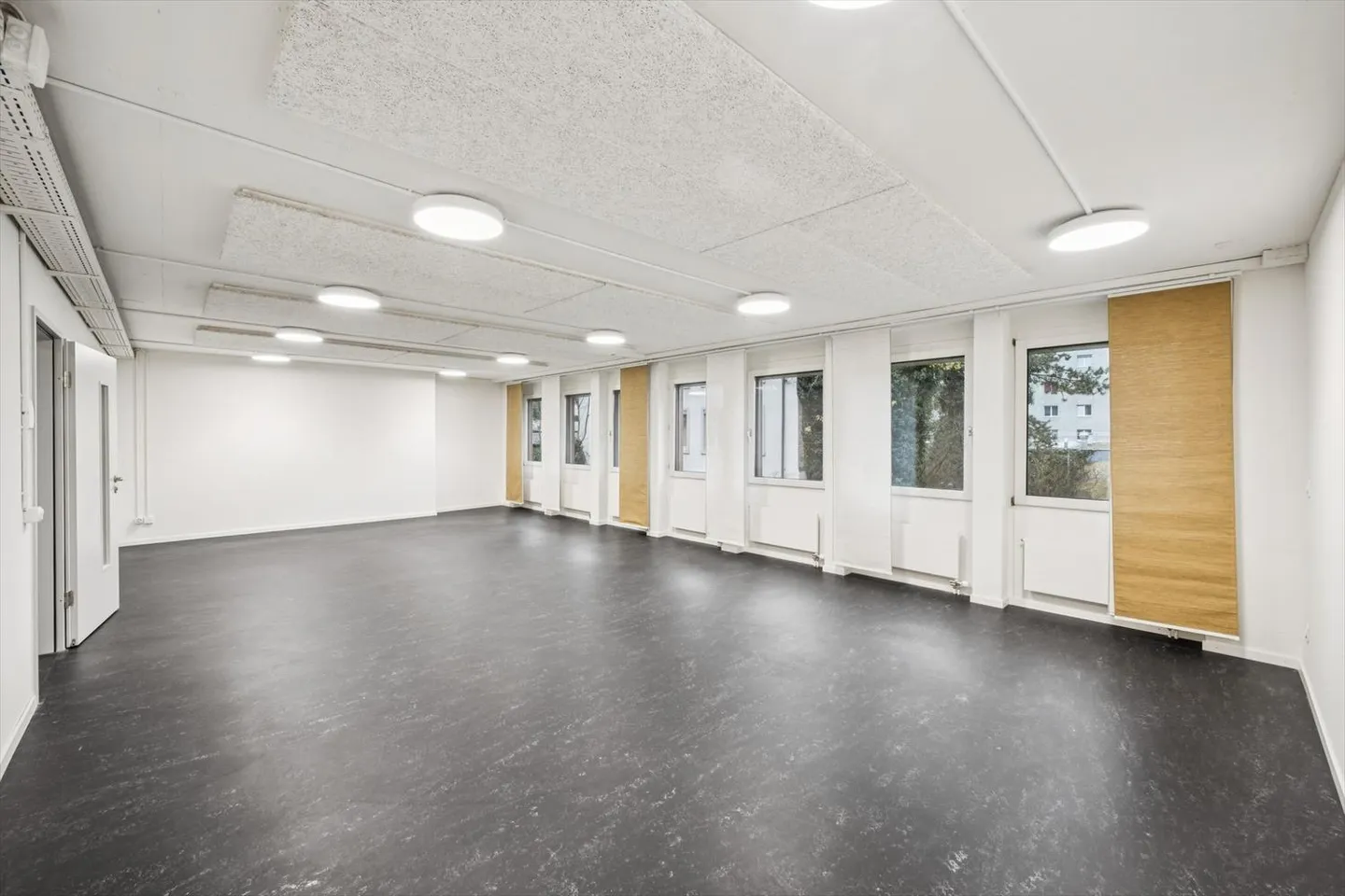 HAMMER SPACES - ausgebaute Büroflächen - Foto 2 von 7