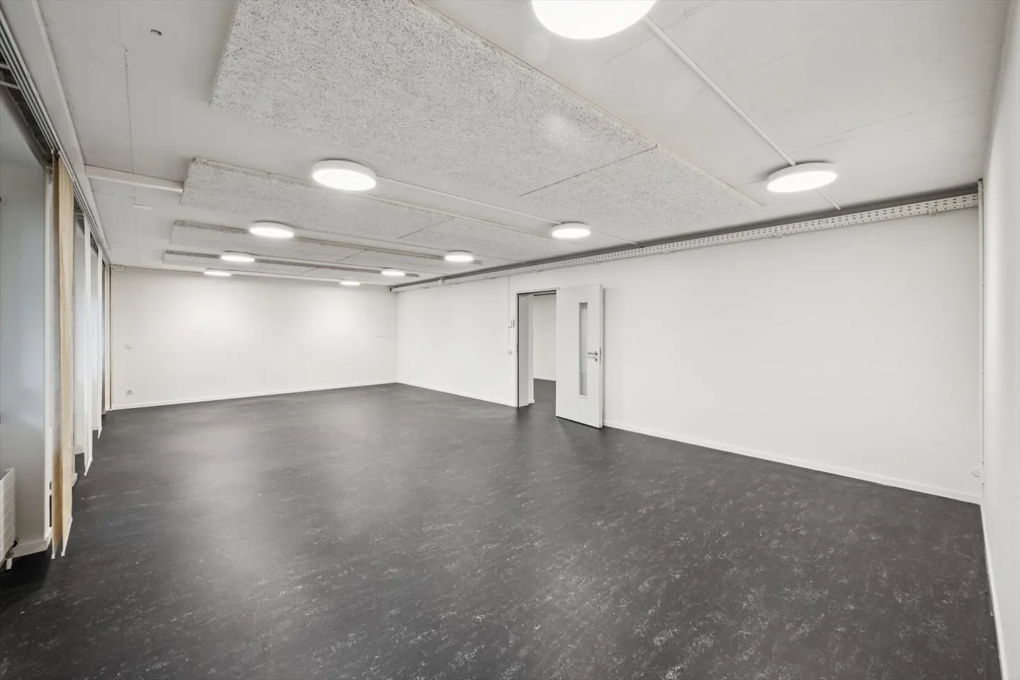 HAMMER SPACES - ausgebaute Büroflächen - Foto 3 von 7