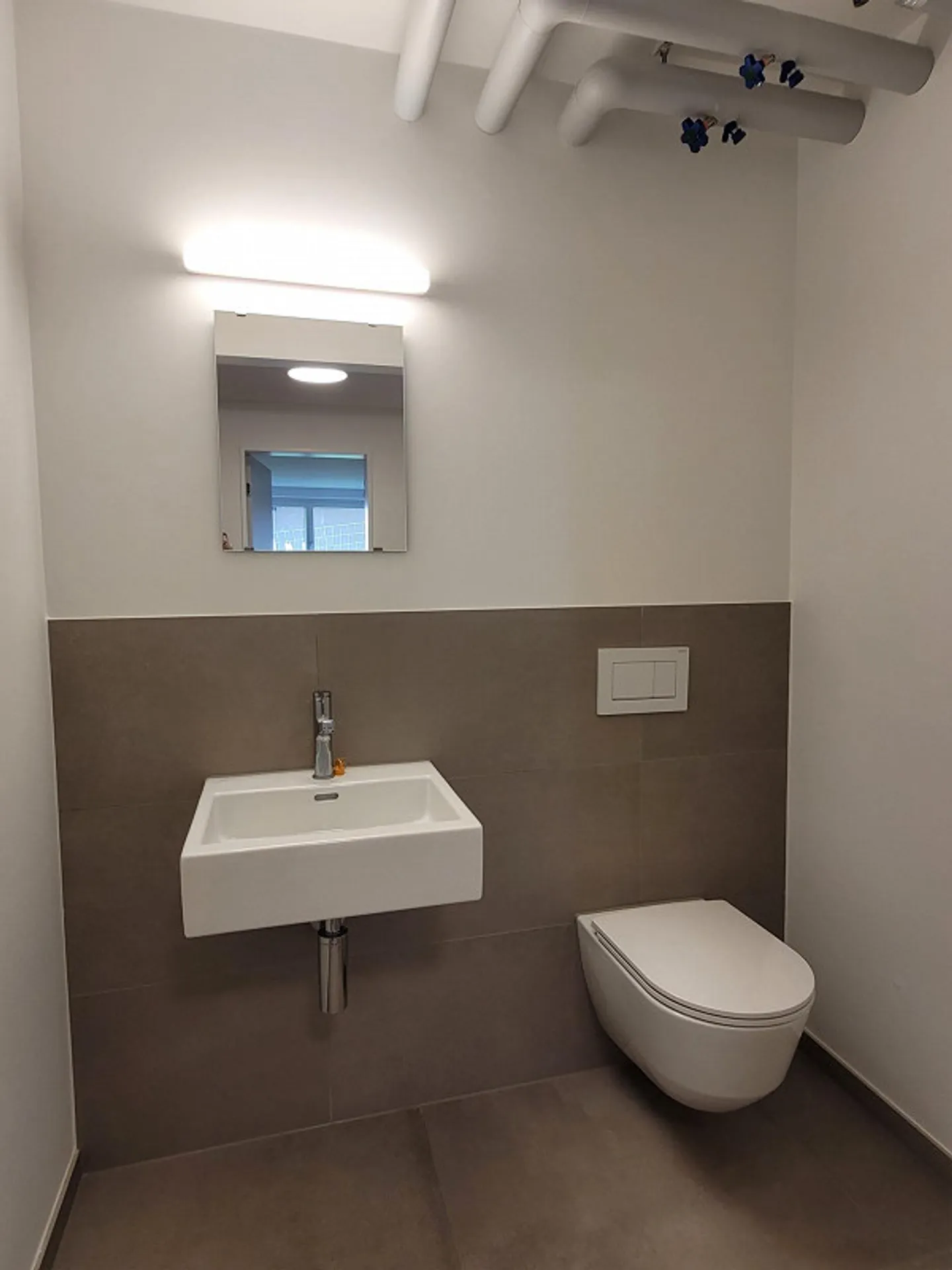 Appartamento 4,5 locali ultra moderno (con lavatrice, asciugatrice + stanza hobby) in Nespelmattweg - Foto 16 di 19