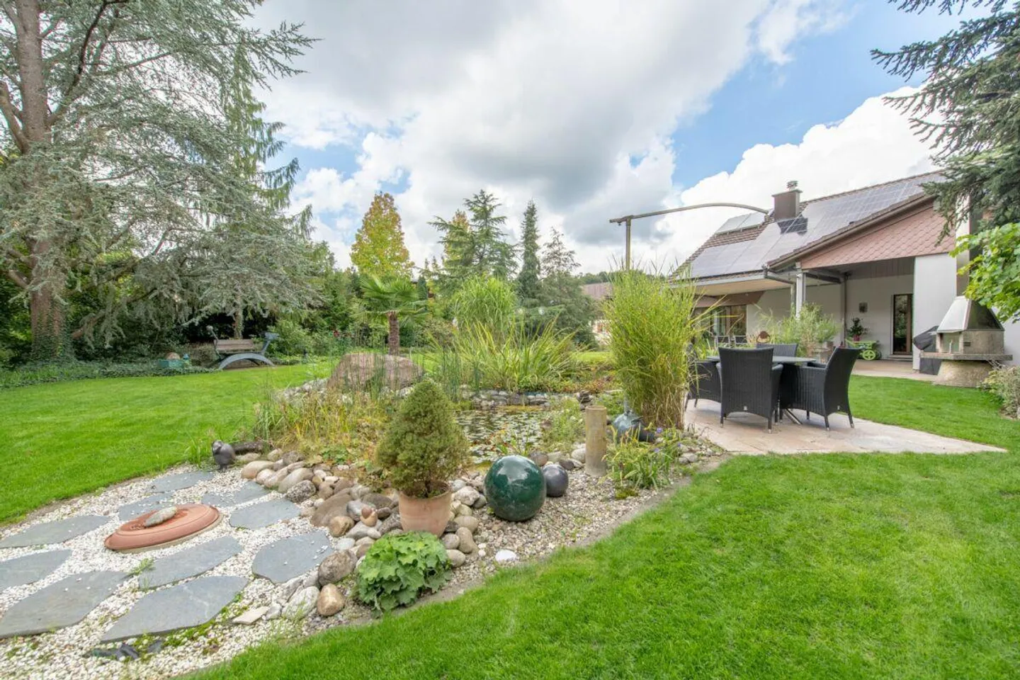 Maison individuelle dans une idylle naturelle : étage galerie & paradis de jardin à... - Photo 20 sur 26