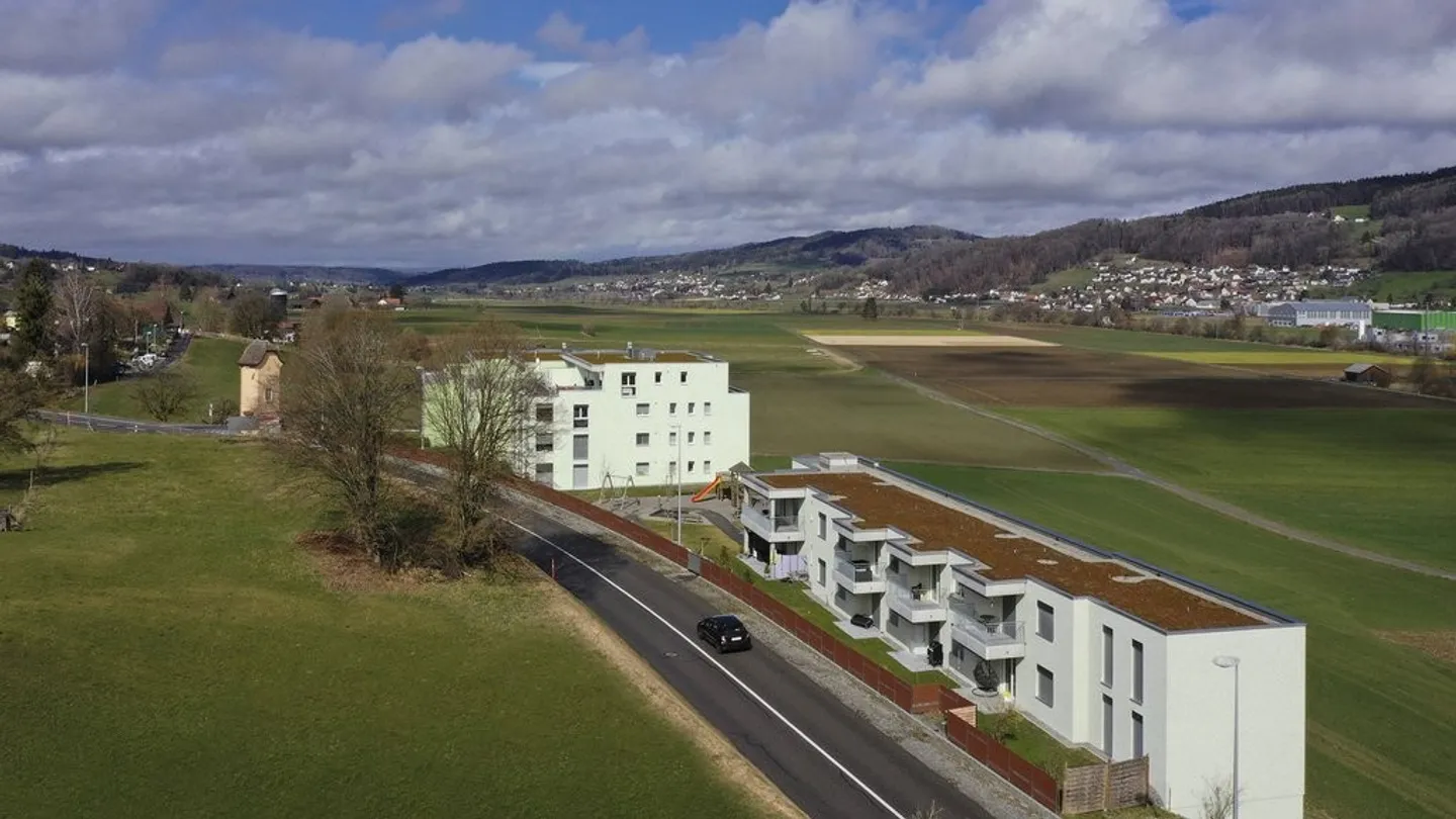 APPARTAMENTO SPAZIOSO E MODERNO DI 2,5 STANZE A REINACH AG - Foto 1 di 8