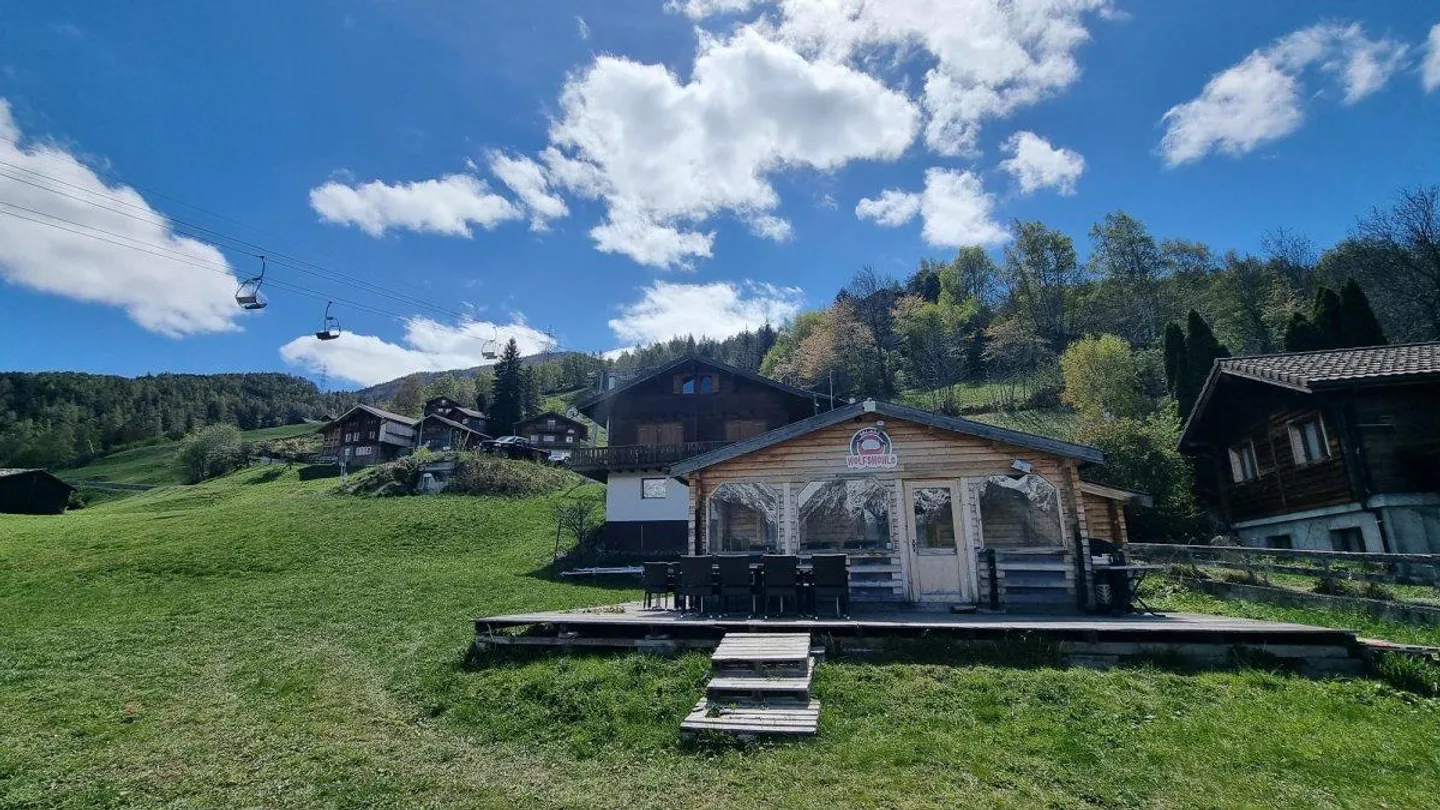 Great Sports Bar with Surroundings in Unterbäch - Photo 3 of 9